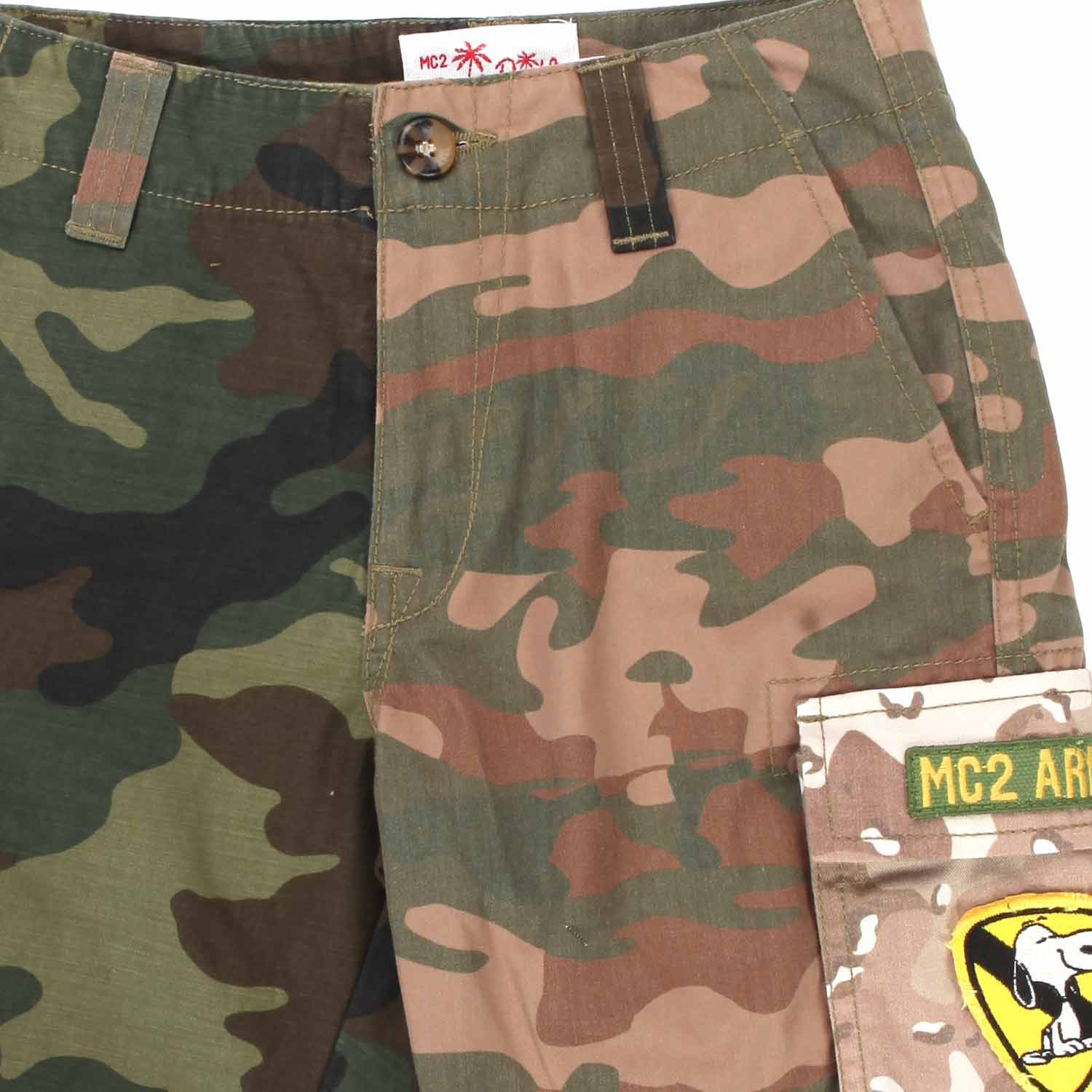 BERMUDA CARGO CAMOUFLAGE CON PATCH SNOOPY - annameglio.com abbigliamento moda