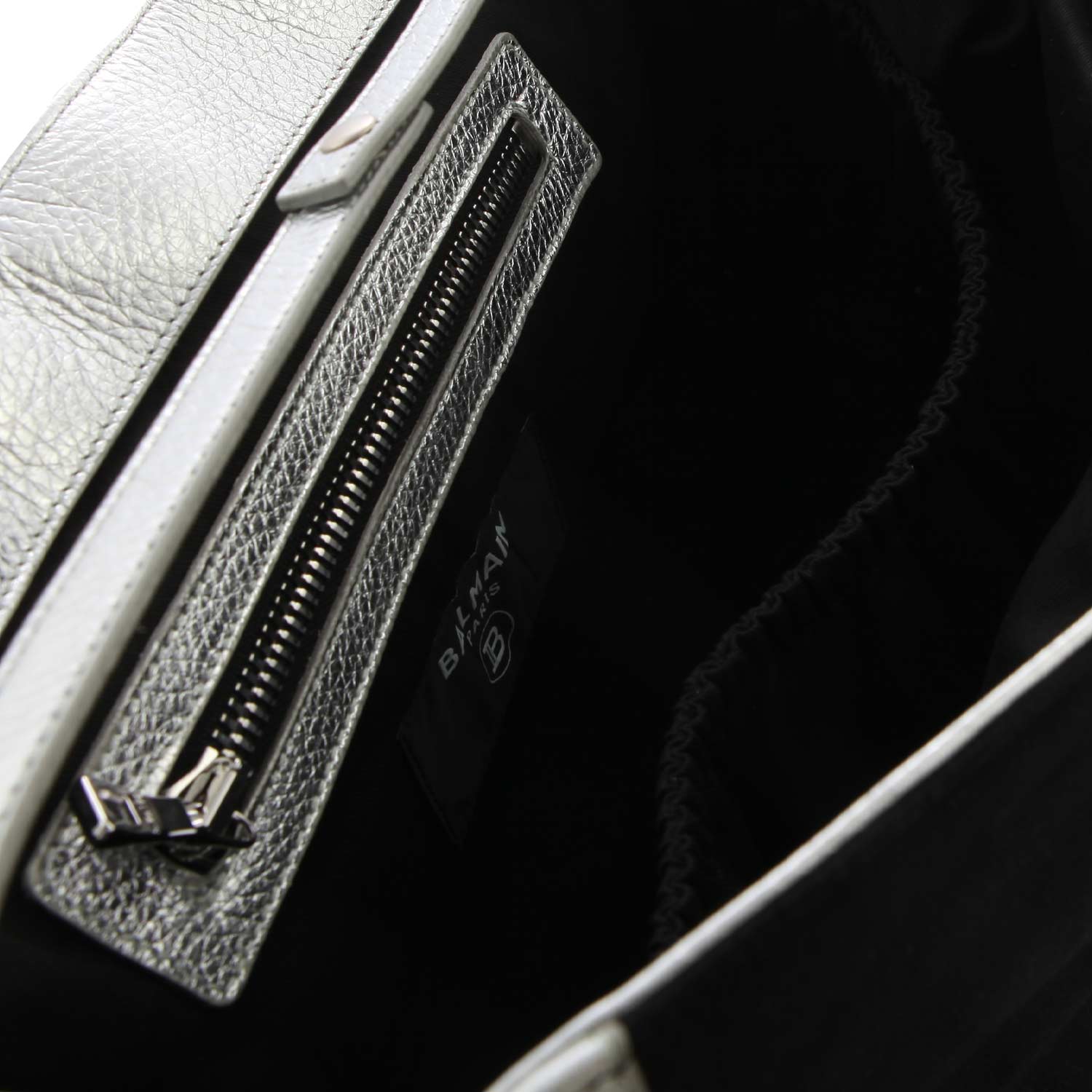 BORSA FASCIATOIO NERA E ARGENTO CON MONOGRAMMA - annameglio.com abbigliamento moda