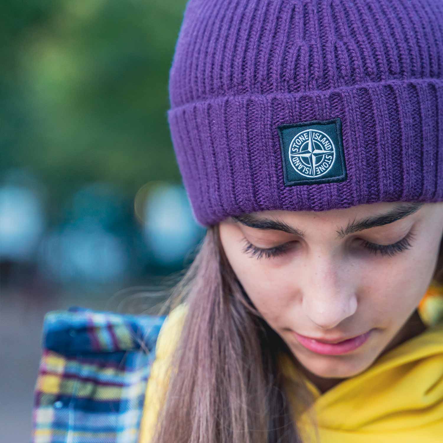 CAPPELLO DI LANA VIOLA A COSTE - annameglio.com abbigliamento moda