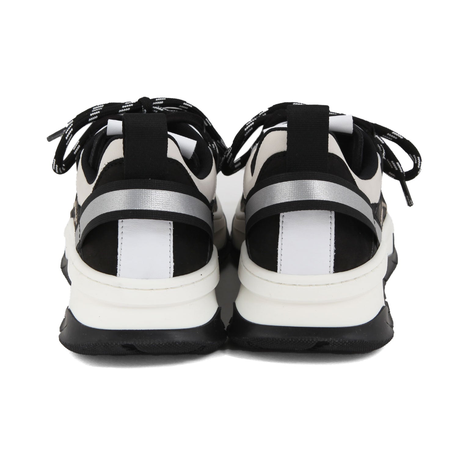 SNEAKER UNISEX NERA CON DETTAGLI BEIGE E BIANCHI - annameglio.com abbigliamento moda