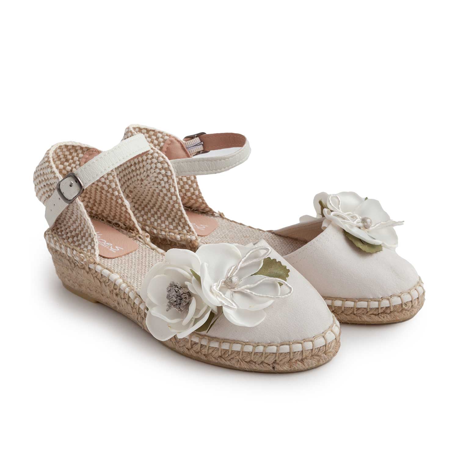 ESPADRILLAS BIANCHE E BEIGE CON FIORI BIANCHI - annameglio.com abbigliamento moda