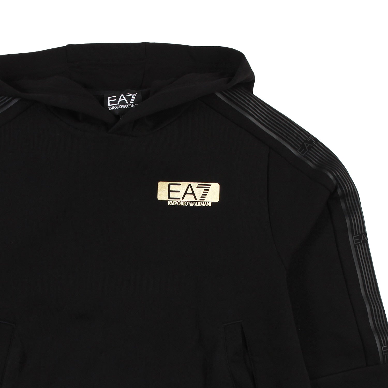 Felpa hoodie nera con logo EA7 laminato oro - annameglio.com abbigliamento moda