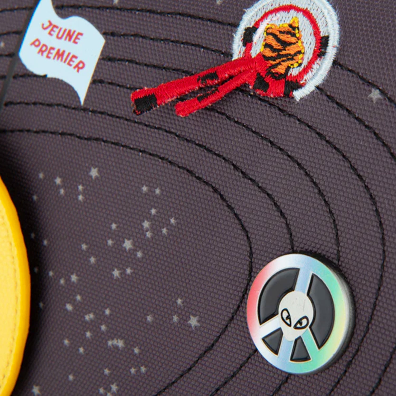 Space Invaders grey city bag backpack - annameglio.com abbigliamento moda