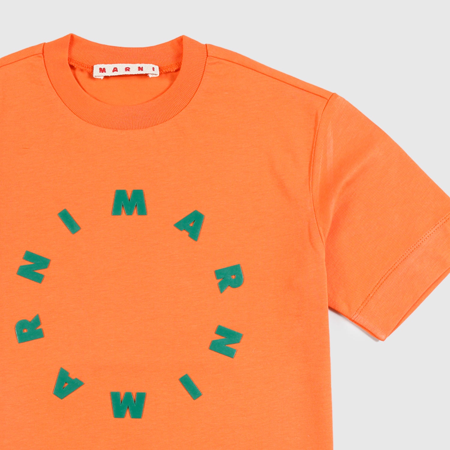 t-shirt arancione con dettaglio verde bambino - annameglio.com abbigliamento moda