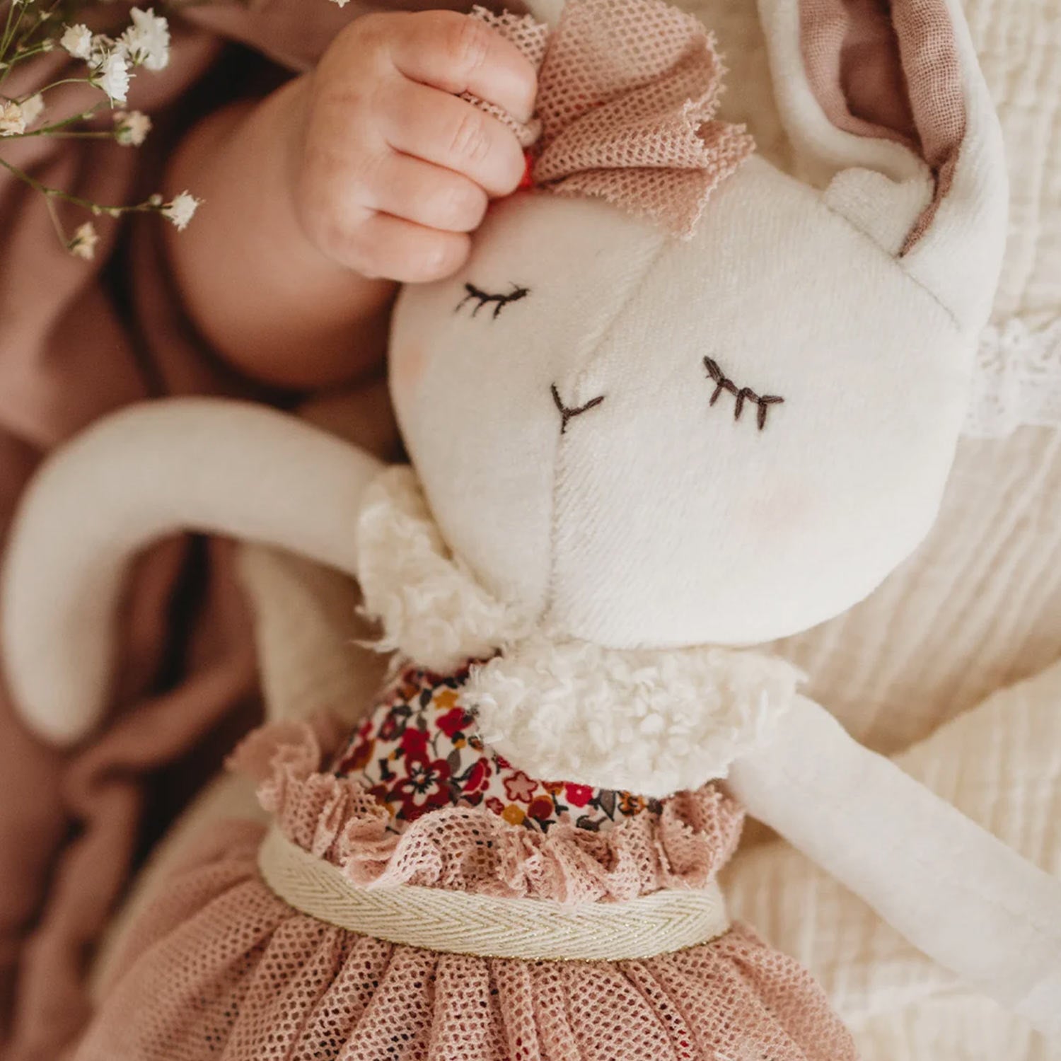 Bambola coniglietta bambina - annameglio.com abbigliamento moda