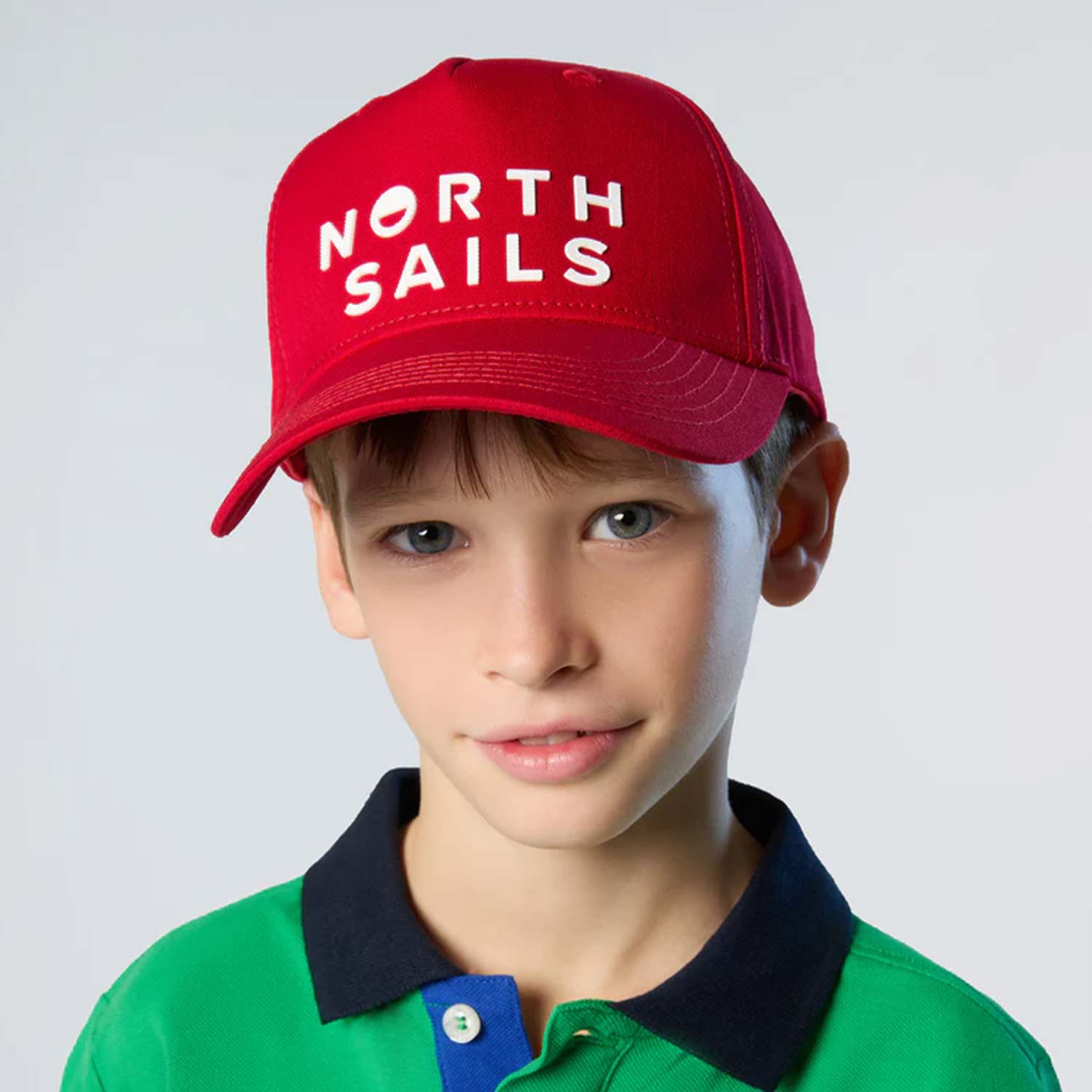 Cappello rosso con logo a contrasto - annameglio.com abbigliamento moda