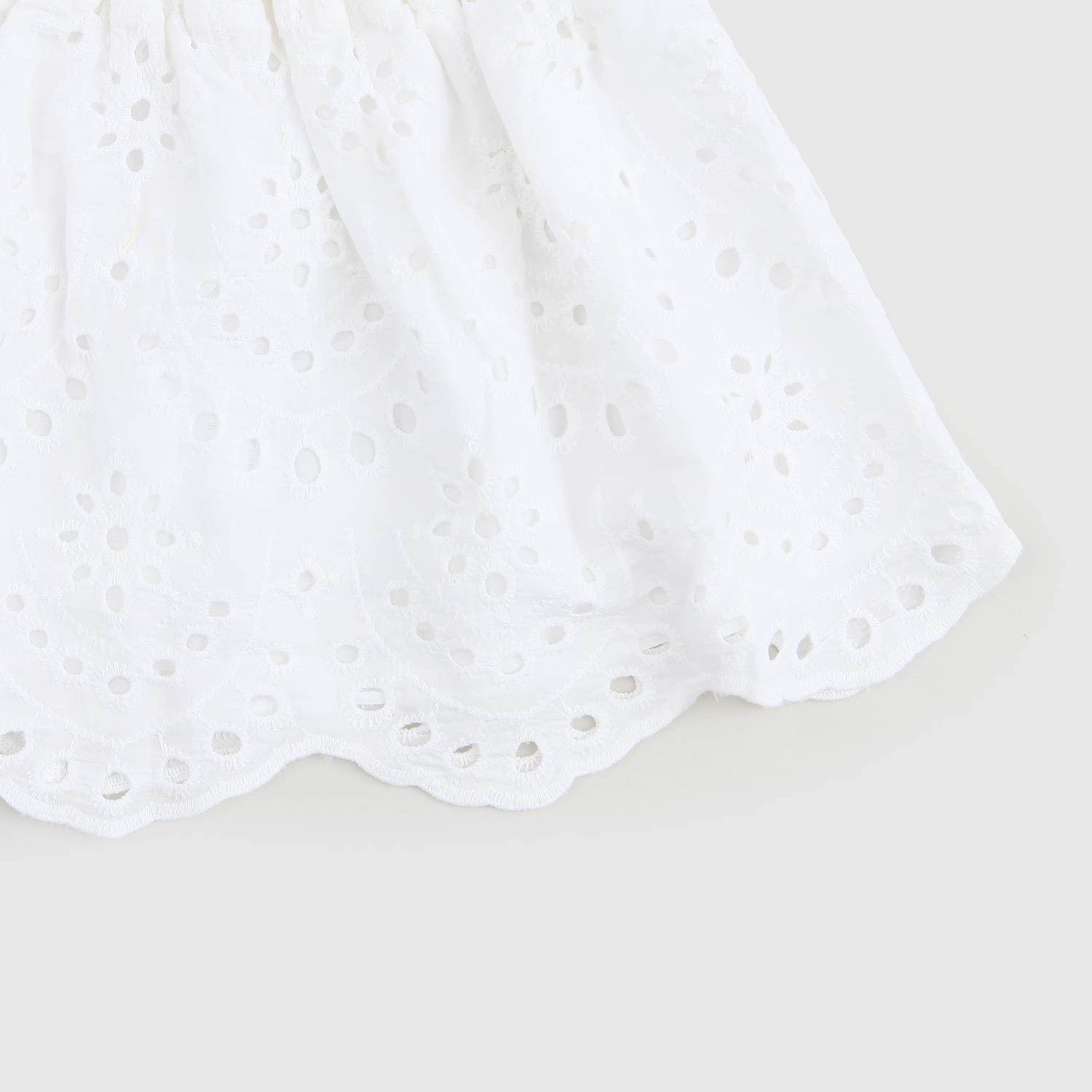 top bianco con ricamo bambina - annameglio.com abbigliamento moda