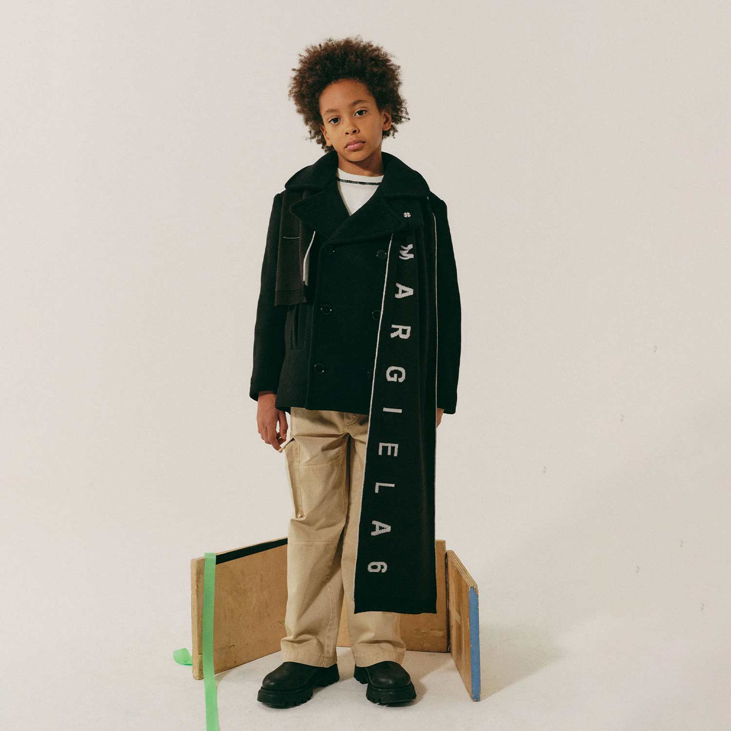 Cappotto doppiopetto nero in panno - annameglio.com abbigliamento moda