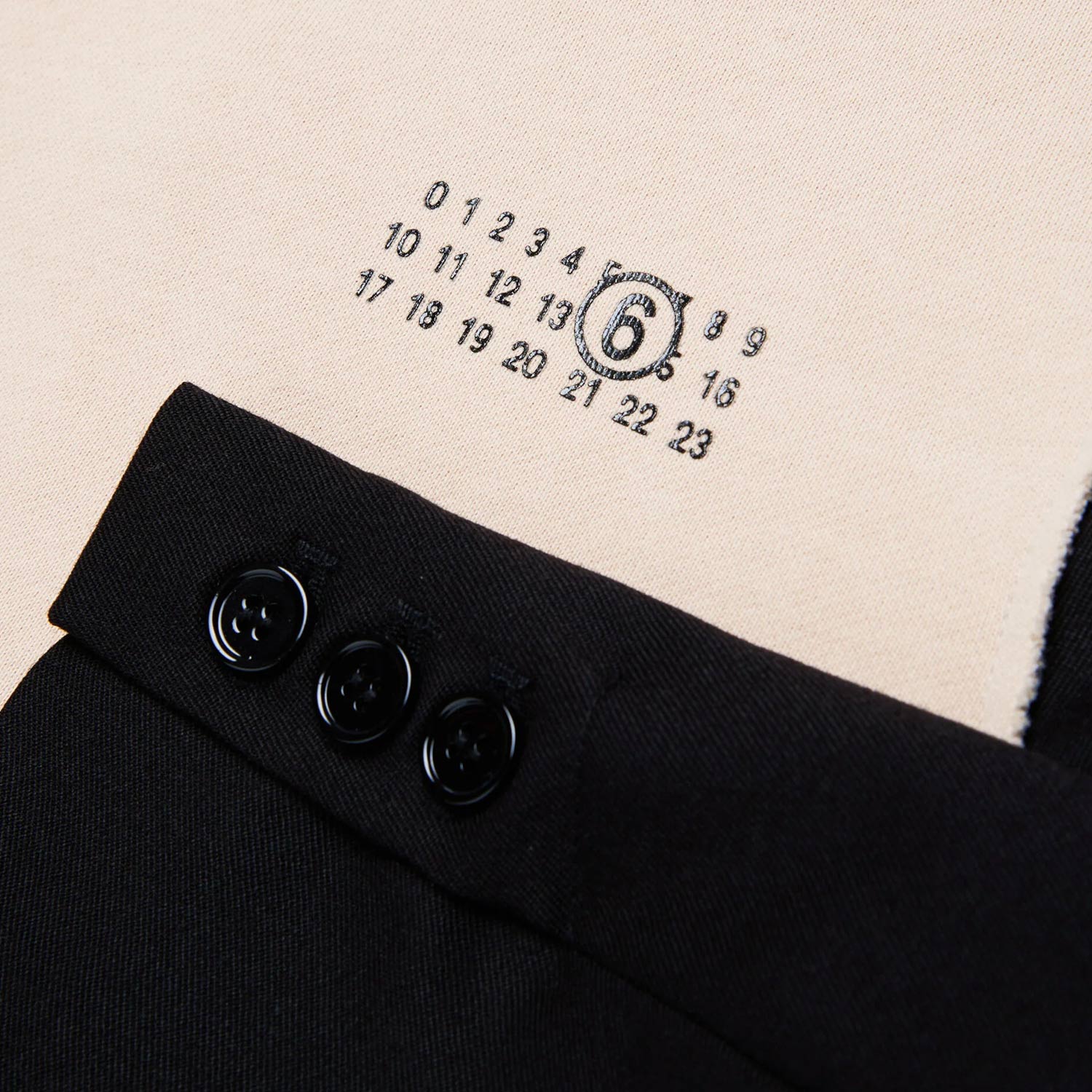 Felpa girocollo con maniche blazer - annameglio.com abbigliamento moda