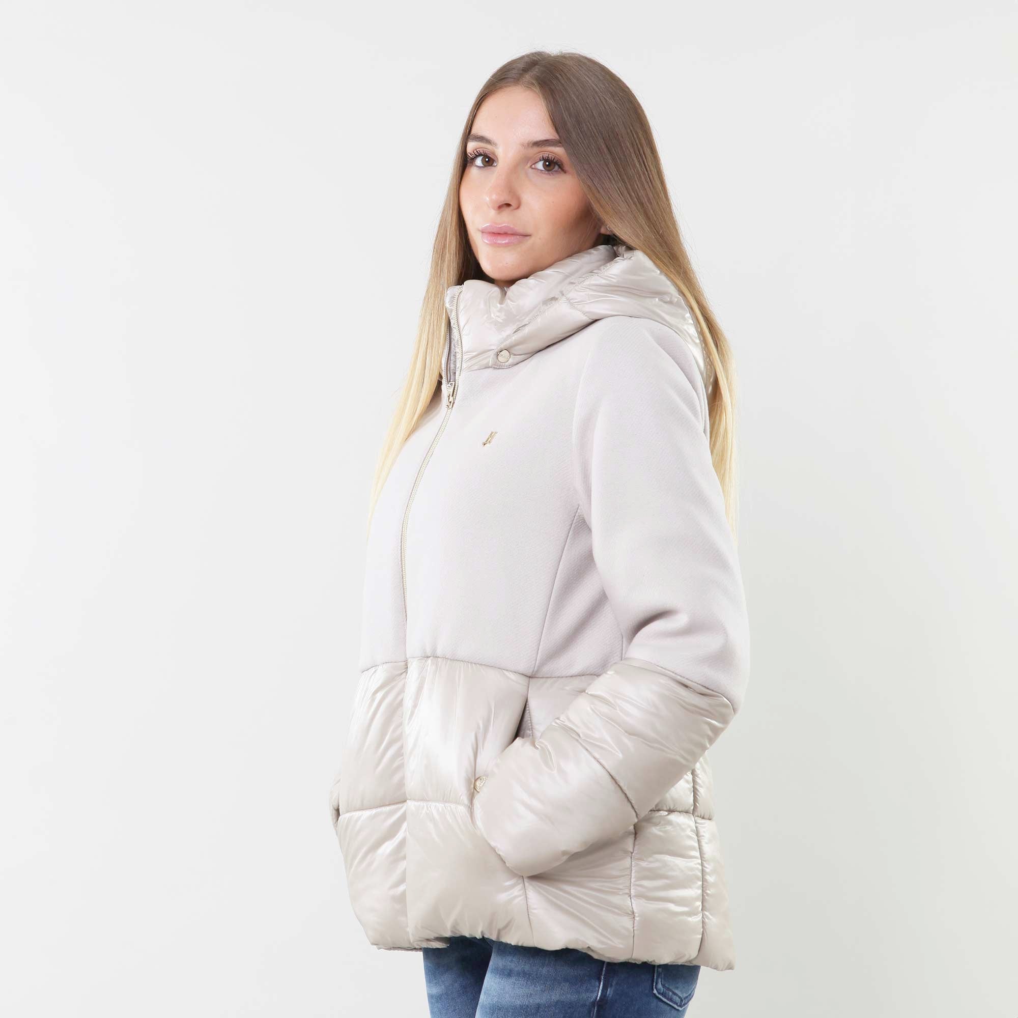 Cappotto parka avorio n ecowool e nylon ultralight - annameglio.com abbigliamento moda