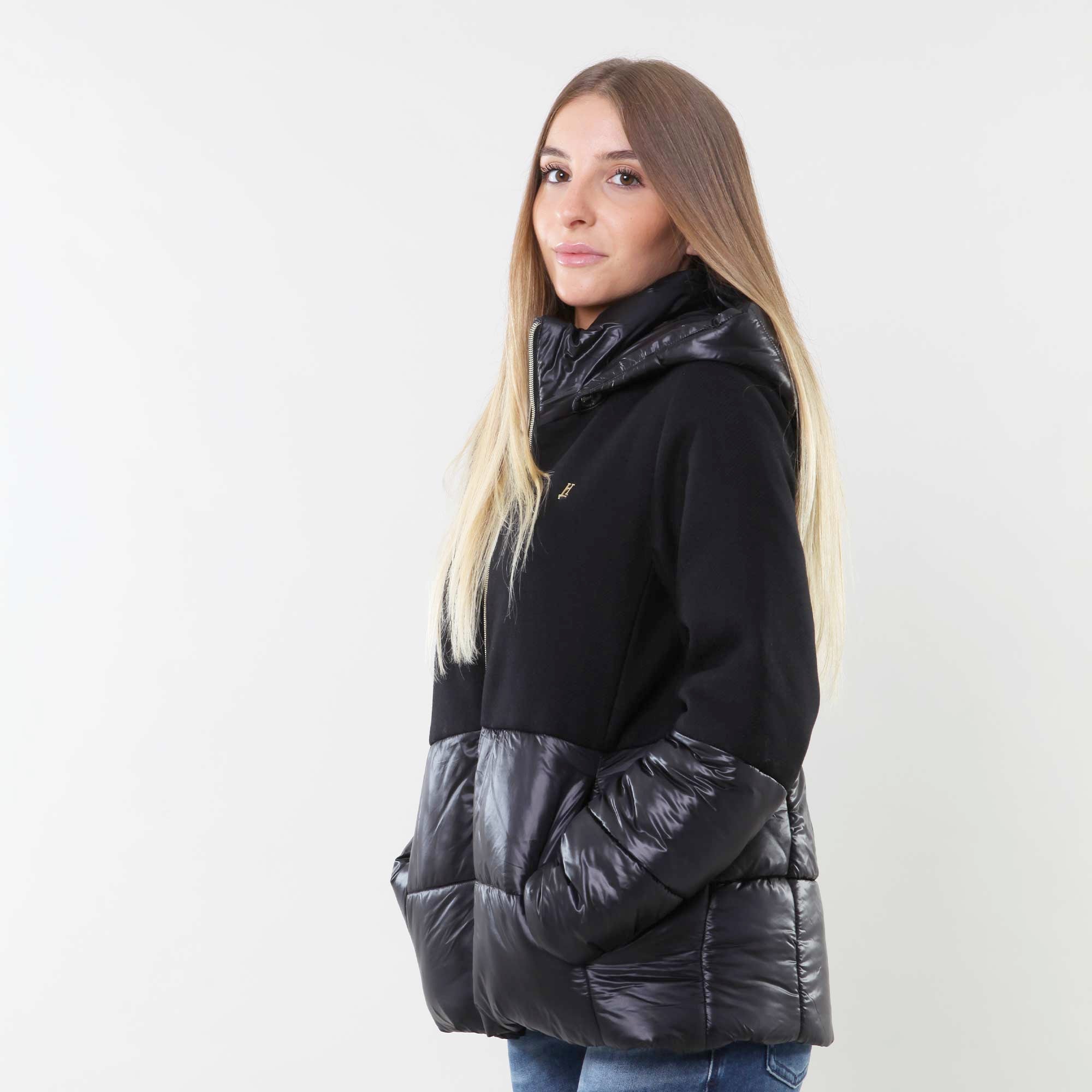 Cappotto parka nero in ecowool e nylon ultralight - annameglio.com abbigliamento moda