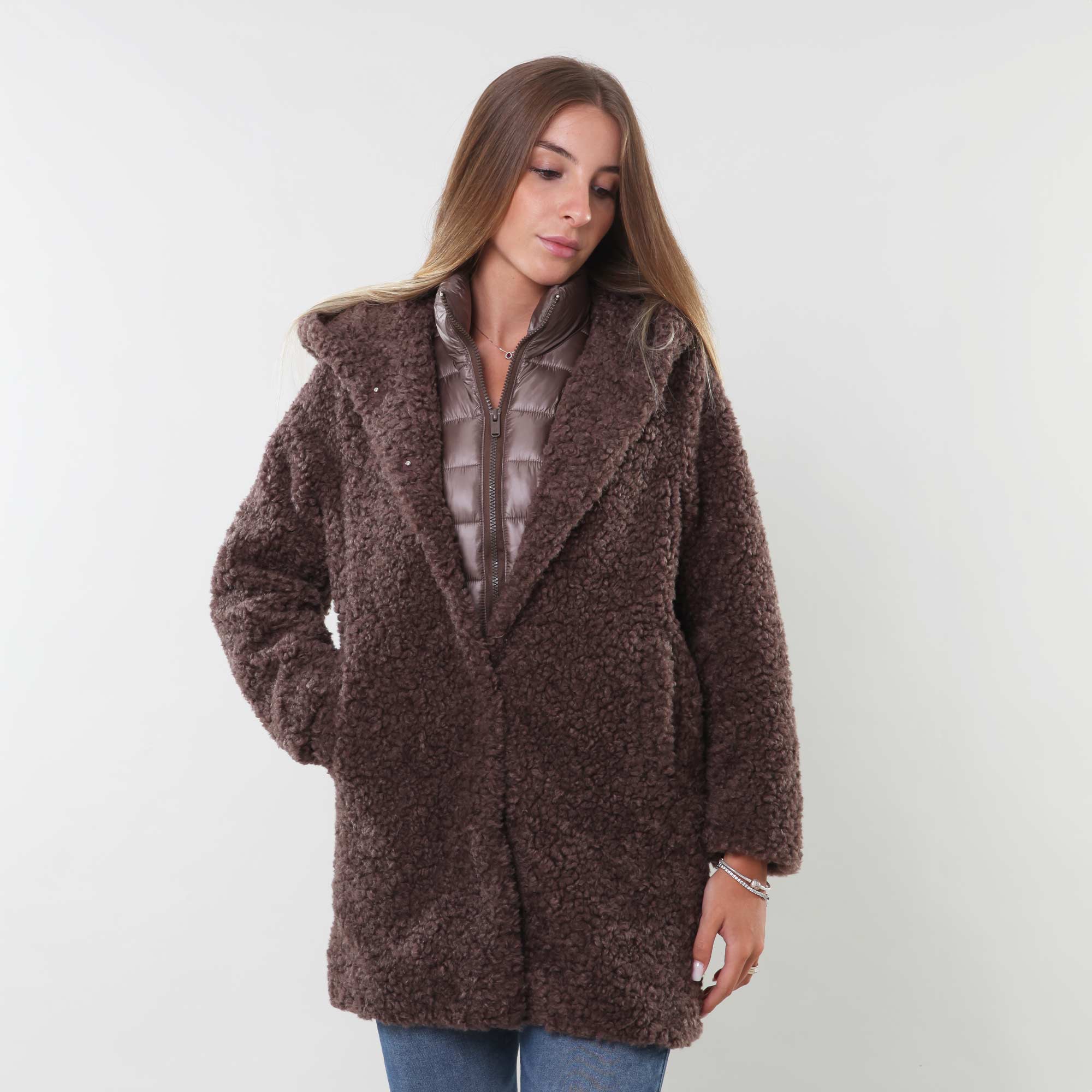 Cappotto lungo in sherpa fleece bronzo - annameglio.com abbigliamento moda