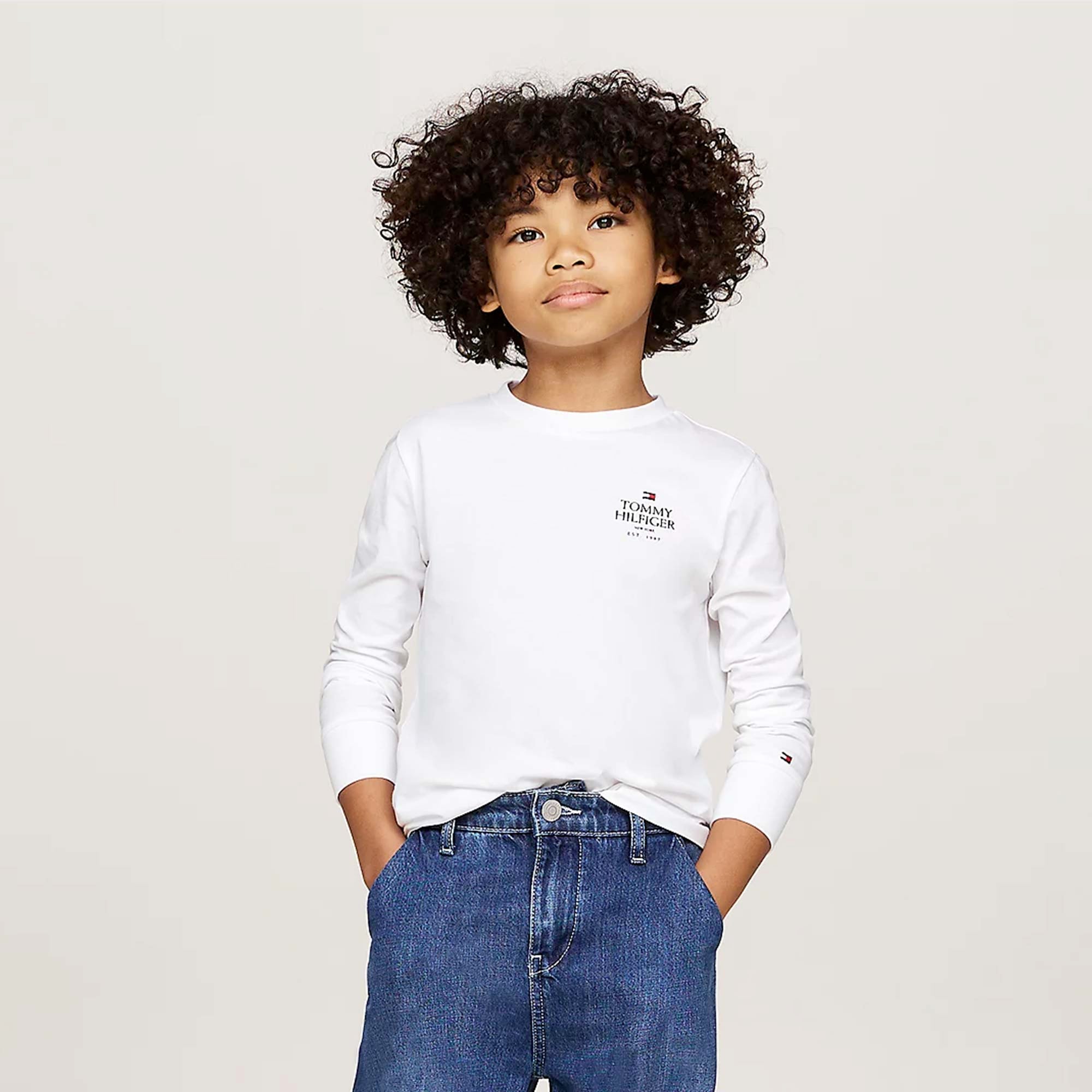 T-shirt Bianca Firmata TOMMY HILFIGER - annameglio.com abbigliamento moda