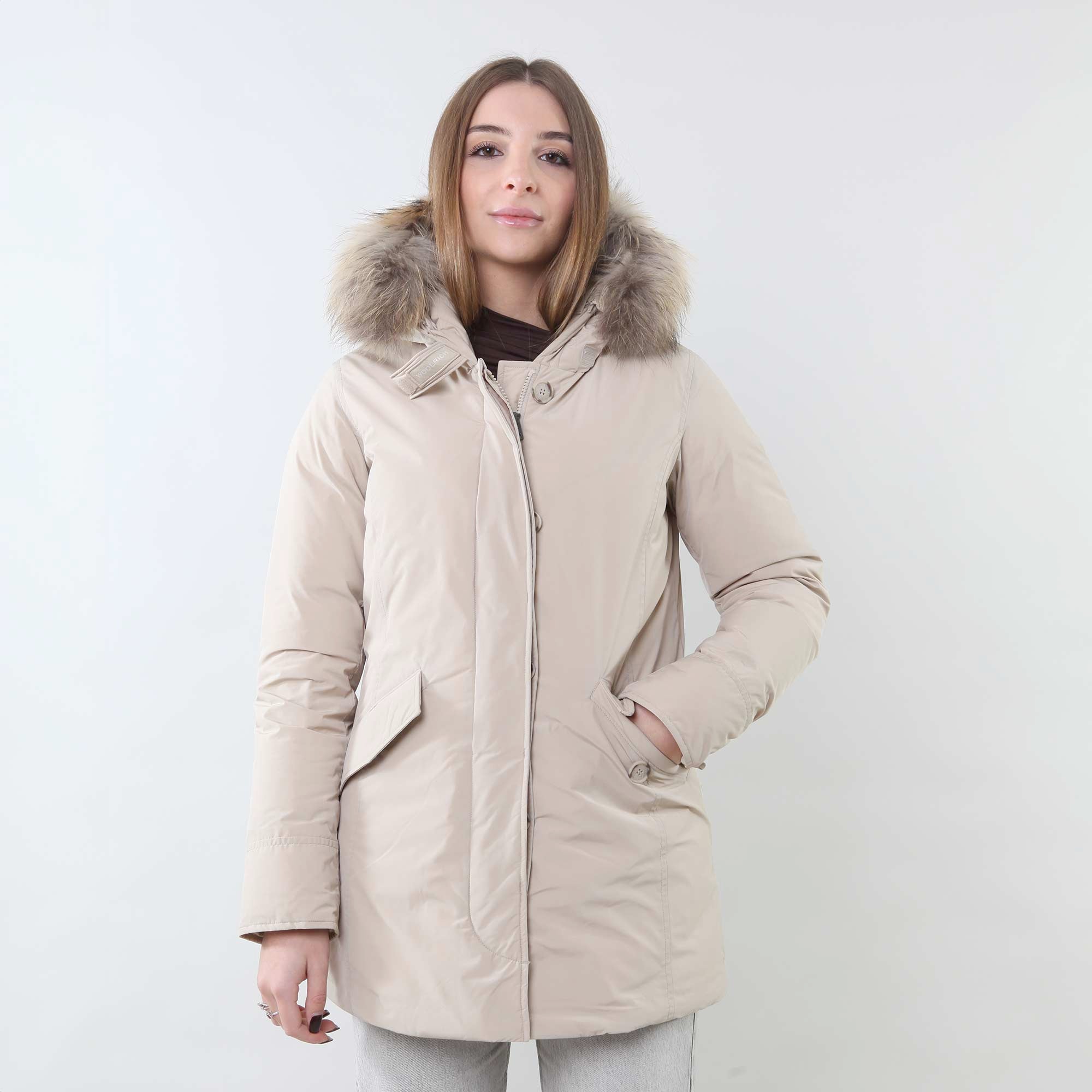 Piumino Beige Firmato WOOLRICH - annameglio.com abbigliamento moda