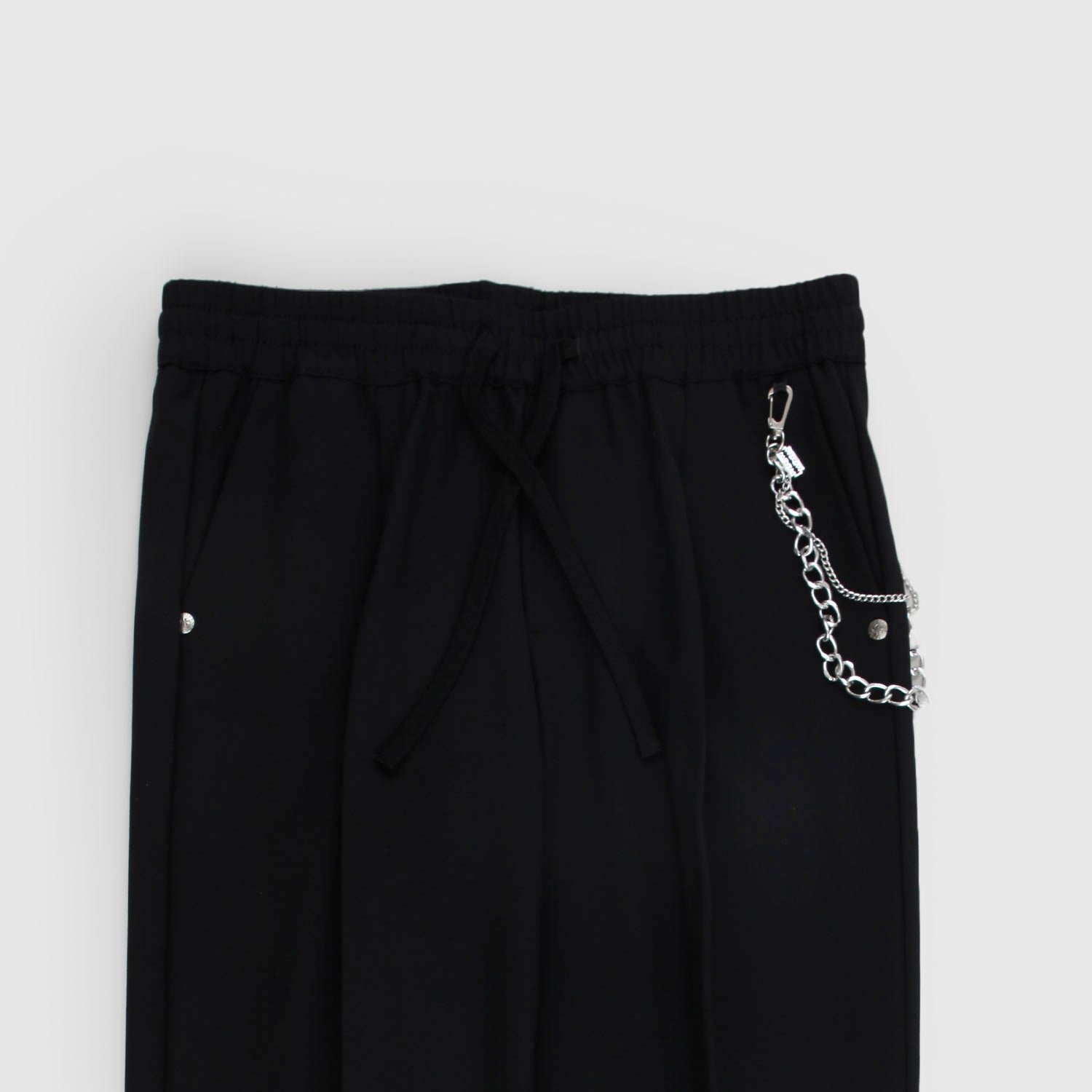 Pantaloni neri con catena removibile - annameglio.com abbigliamento moda