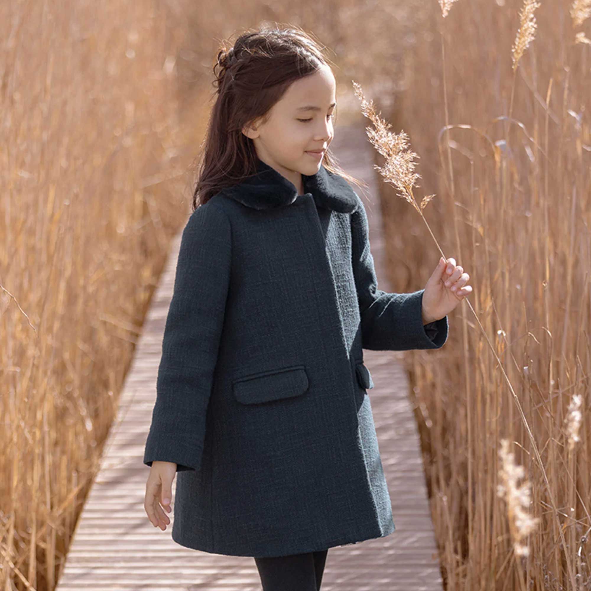 Cappotto con Collo in Finta Pelliccia - annameglio.com abbigliamento moda