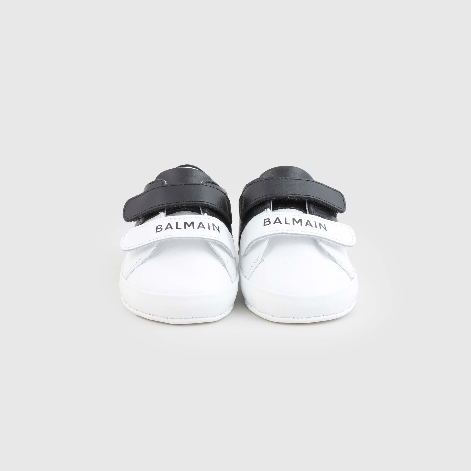 Sneakers Con Logo Nero Firmate Balmain - annameglio.com abbigliamento moda