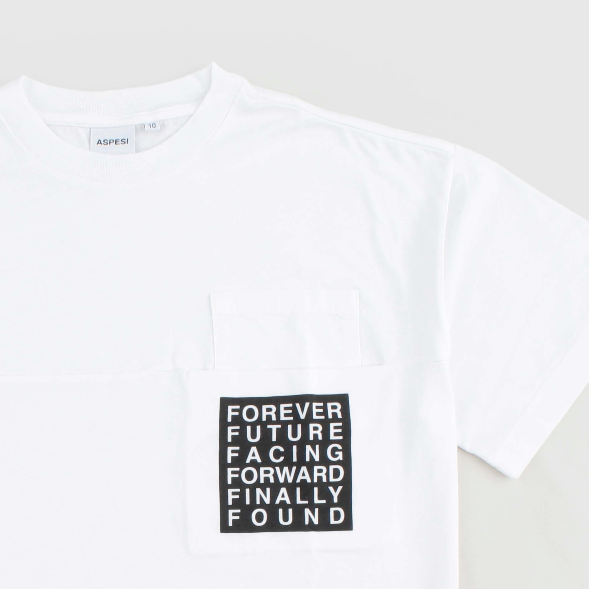 T-shirt Bianca Con Applicazione Firmata ASPESI - annameglio.com abbigliamento moda