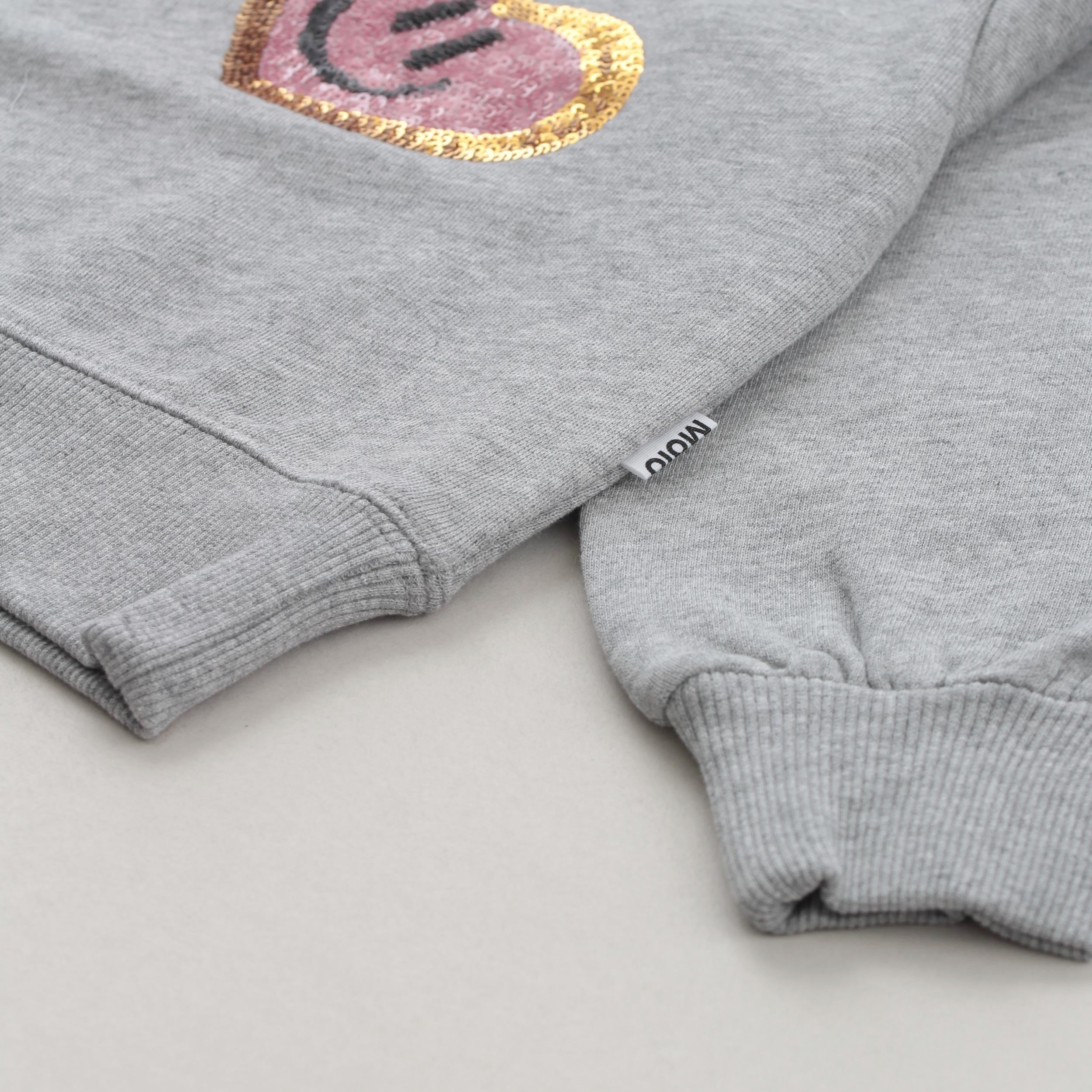 Felpa Grigia Con Cuori E Smile Firmata MOLO - annameglio.com abbigliamento moda