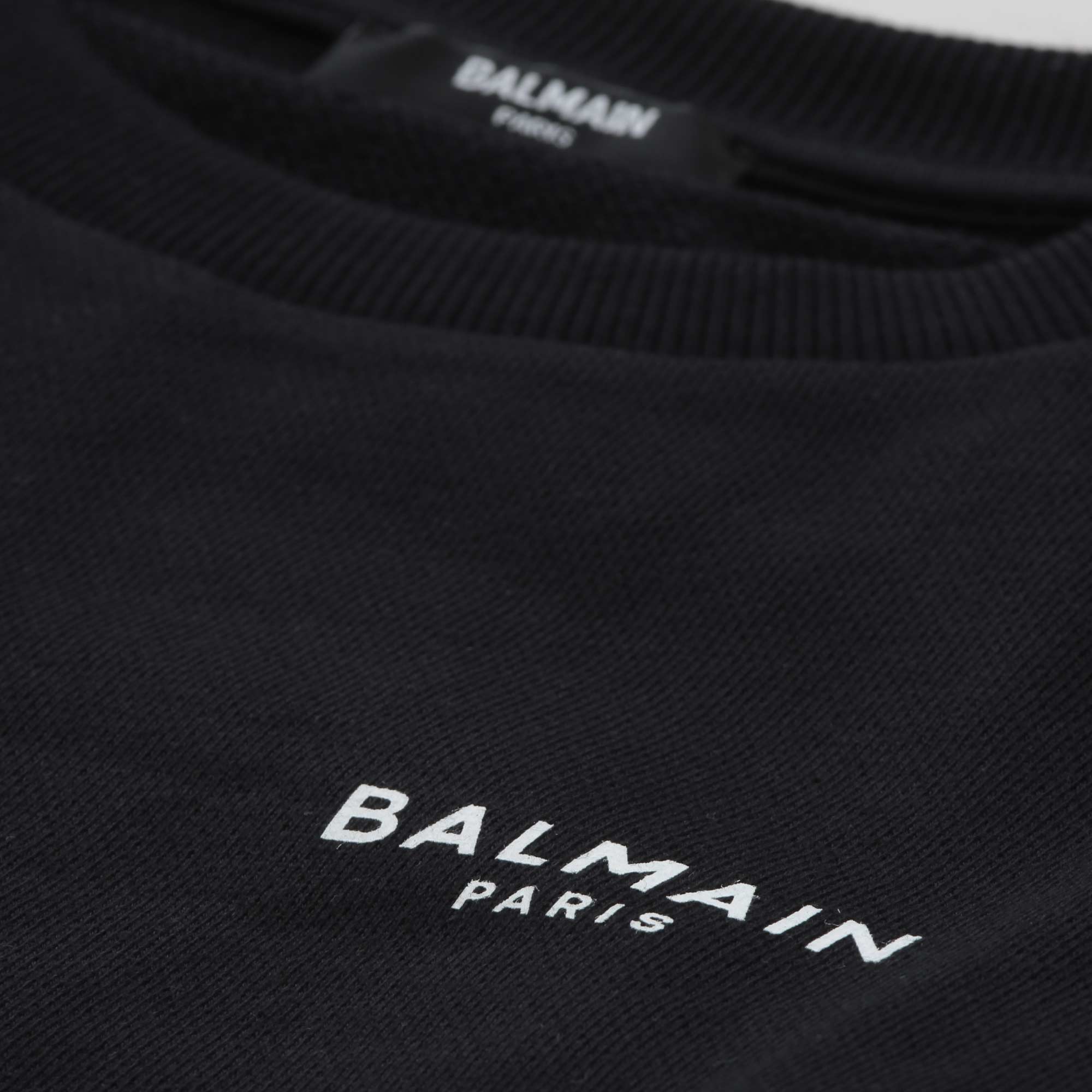 Felpa Nera Con Logo Bianco Firmata BALMAIN - annameglio.com abbigliamento moda