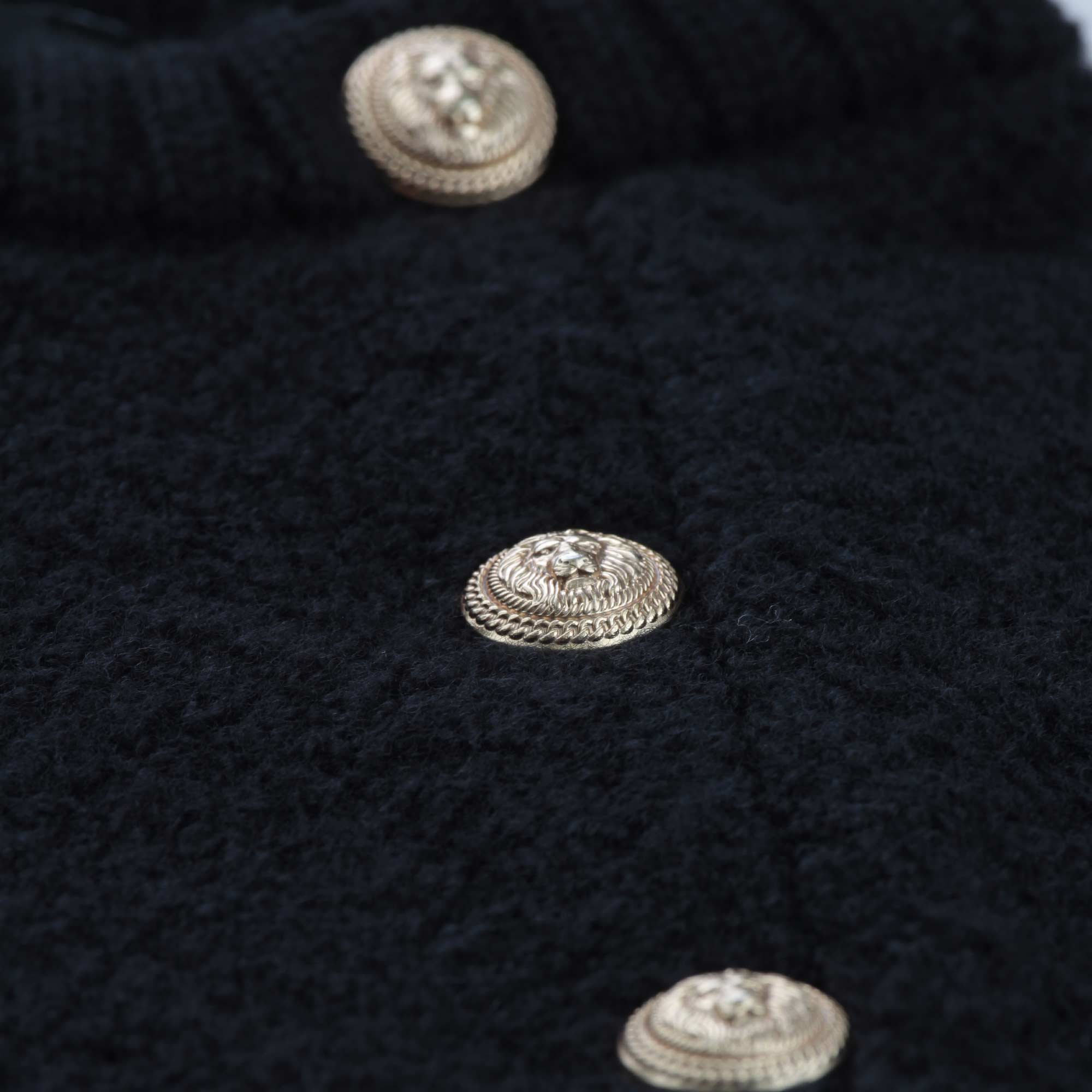 Maglia Nera Con Bottoni Firmata BALMAIN - annameglio.com abbigliamento moda