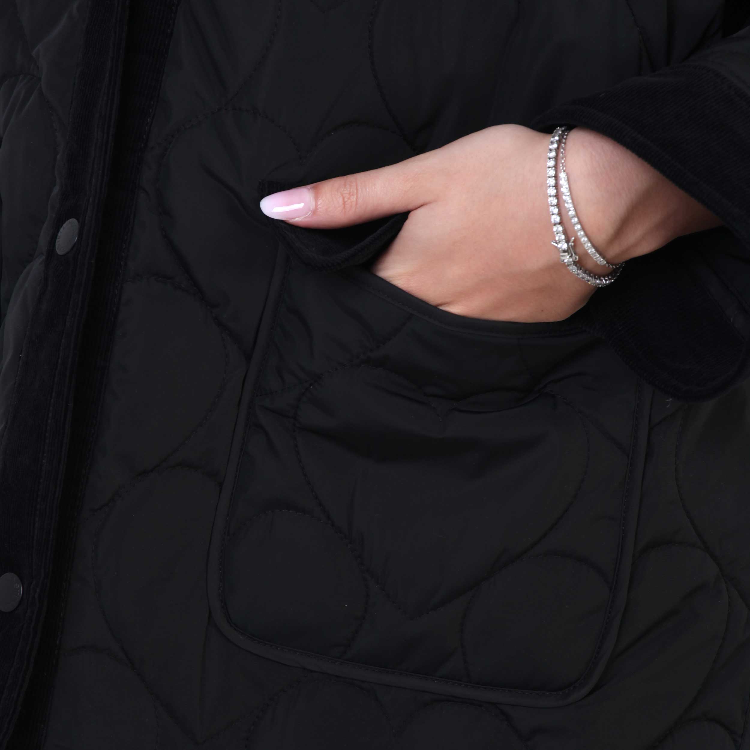 Trapuntino Nero Firmato STELLA MCCARTNEY - annameglio.com abbigliamento moda