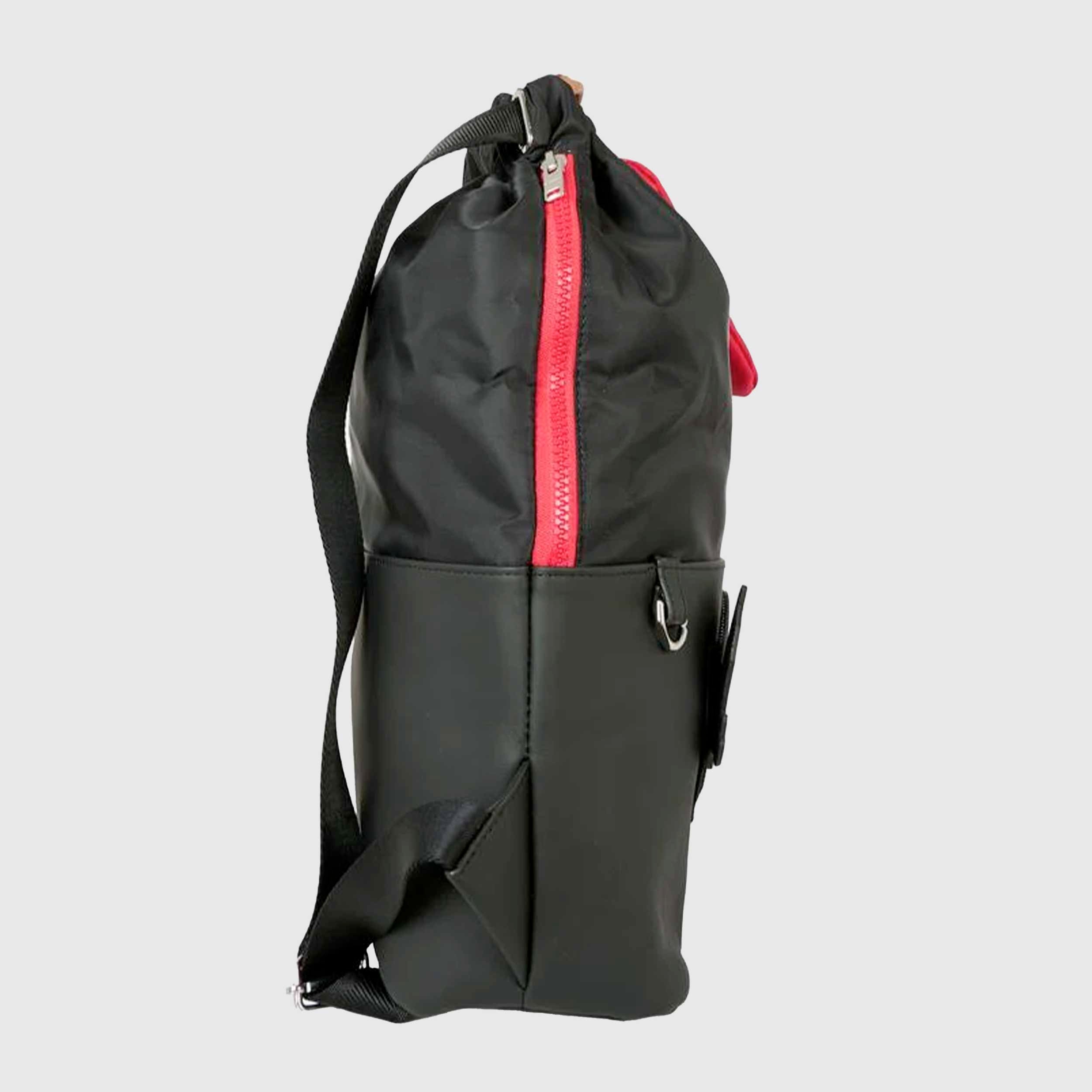 Zaino Nero Con Patches Firmato GIVENCHY - annameglio.com abbigliamento moda