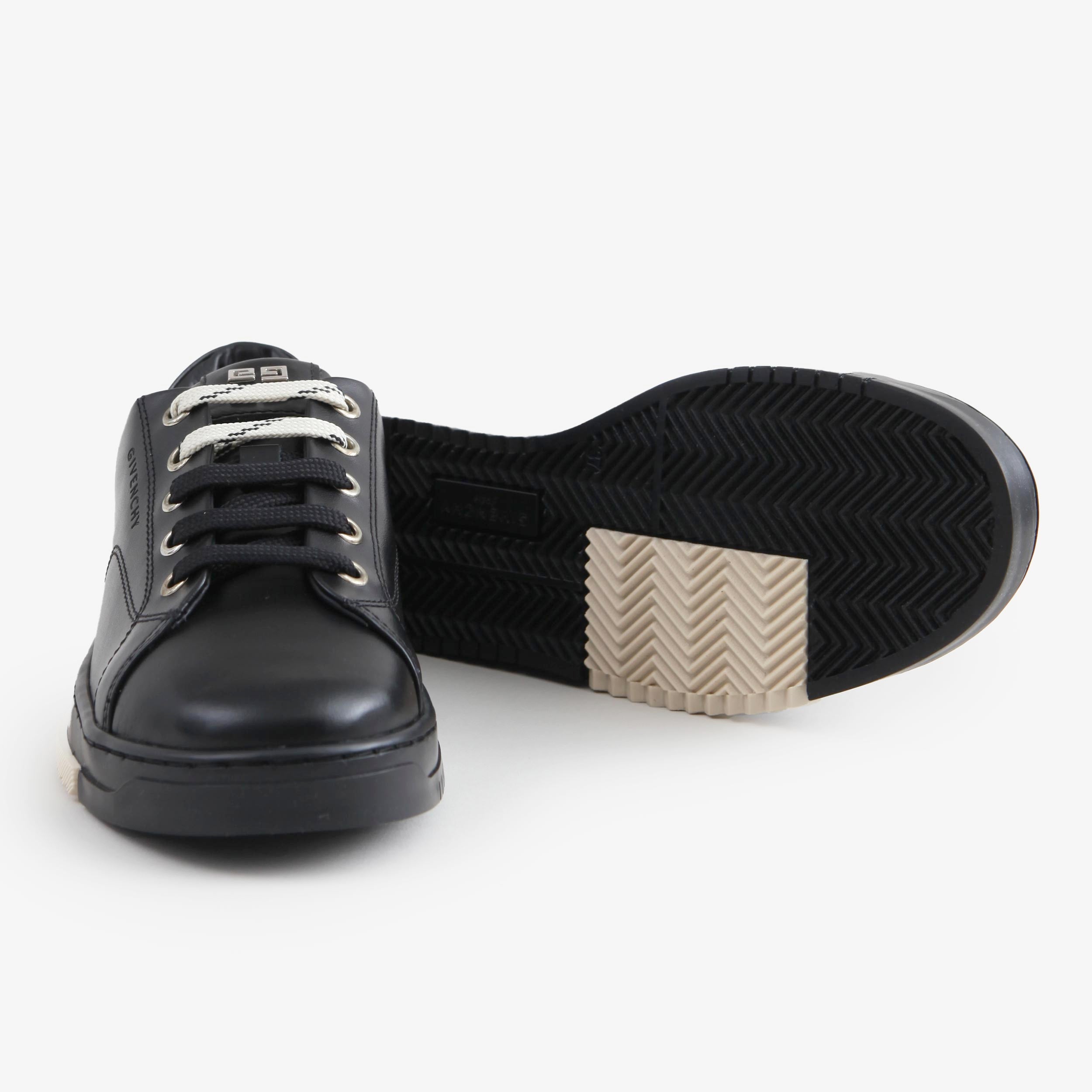 Sneakers In Pelle Nero Firmate GIVENCHY - annameglio.com abbigliamento moda