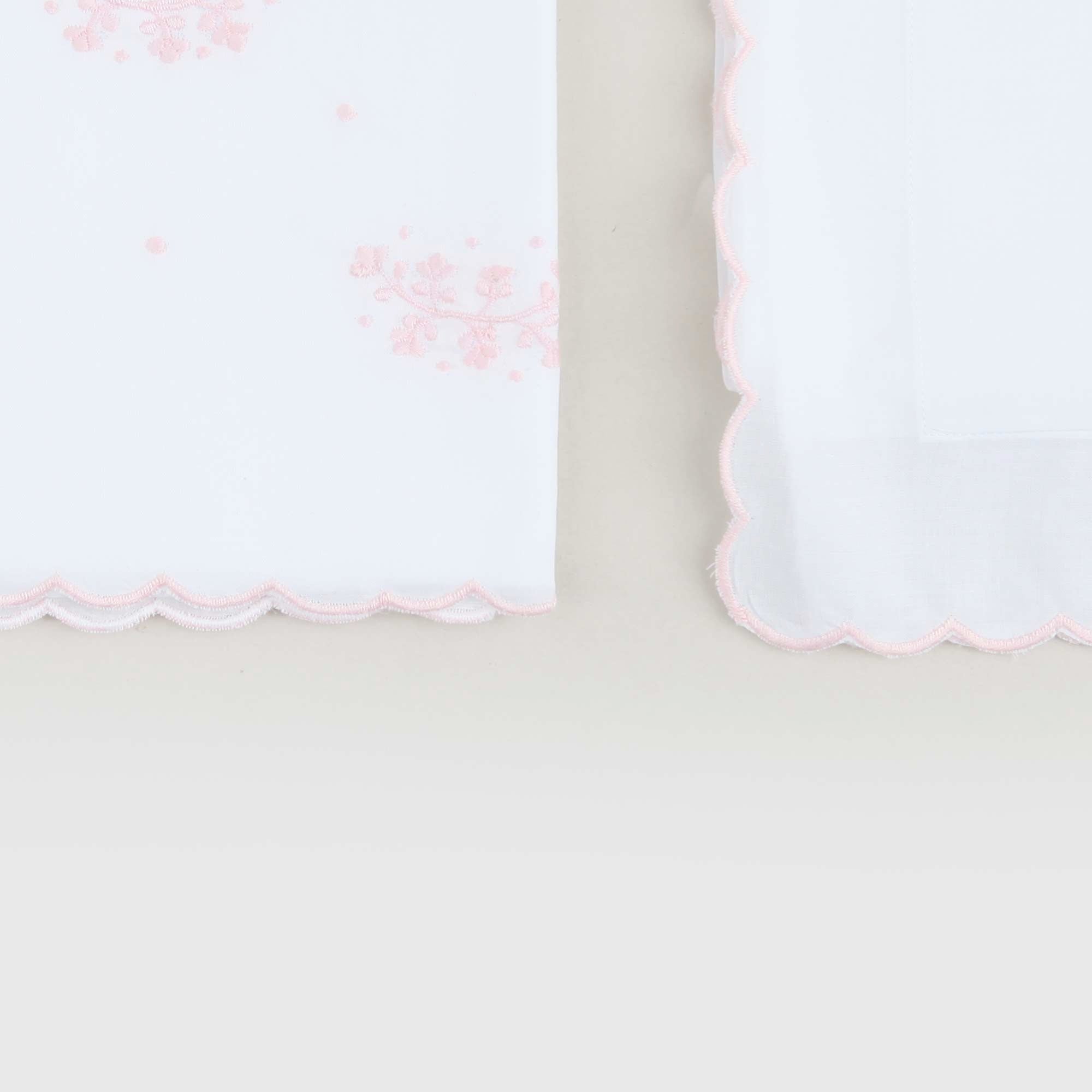 Lenzuolino Per Culla Rosa Firmato BARONI - annameglio.com abbigliamento moda