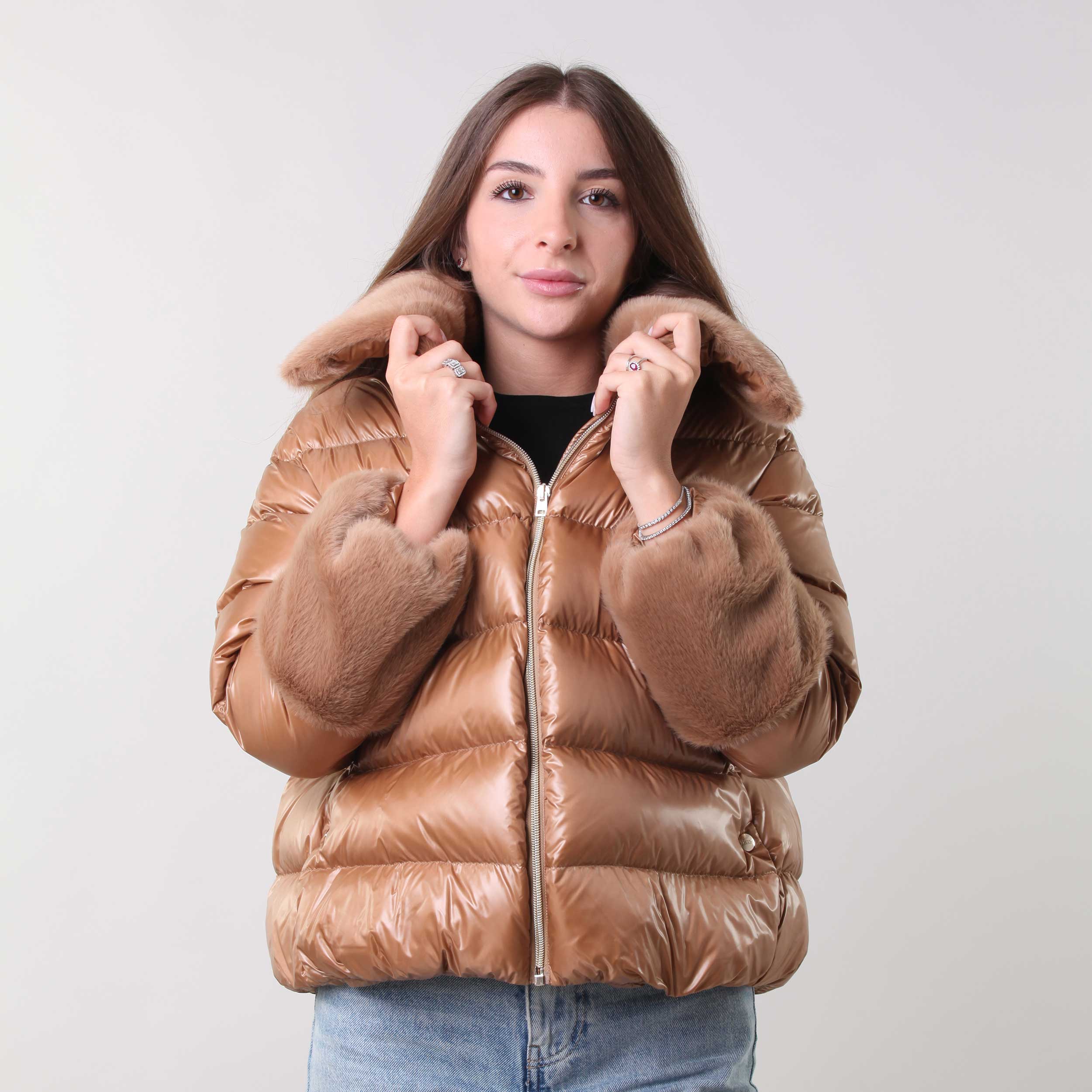 Piumino Con Pelliccia Marrone Firmato HERNO - annameglio.com abbigliamento moda