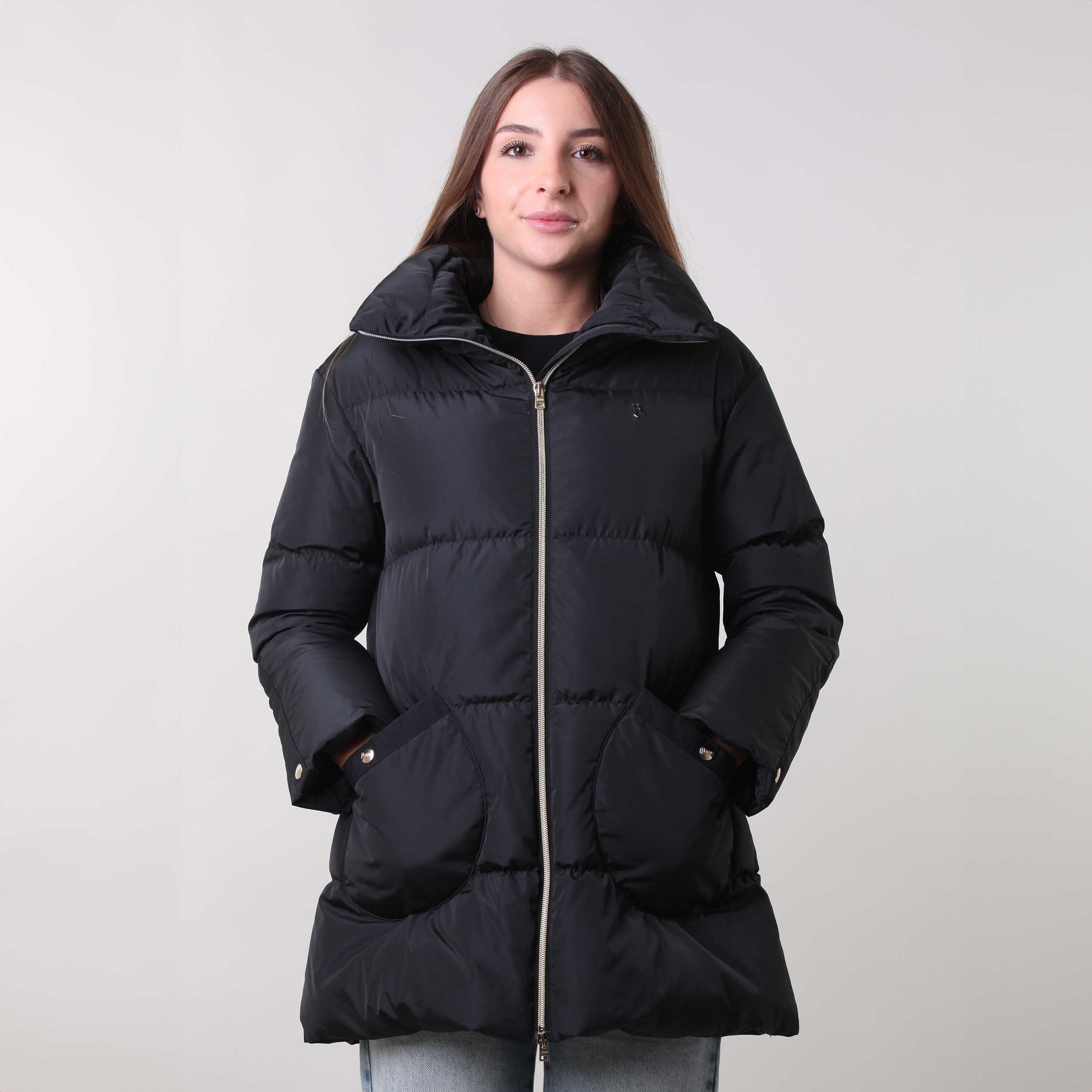 Piumino Lungo Nero Con Zip Firmato HERNO - annameglio.com abbigliamento moda