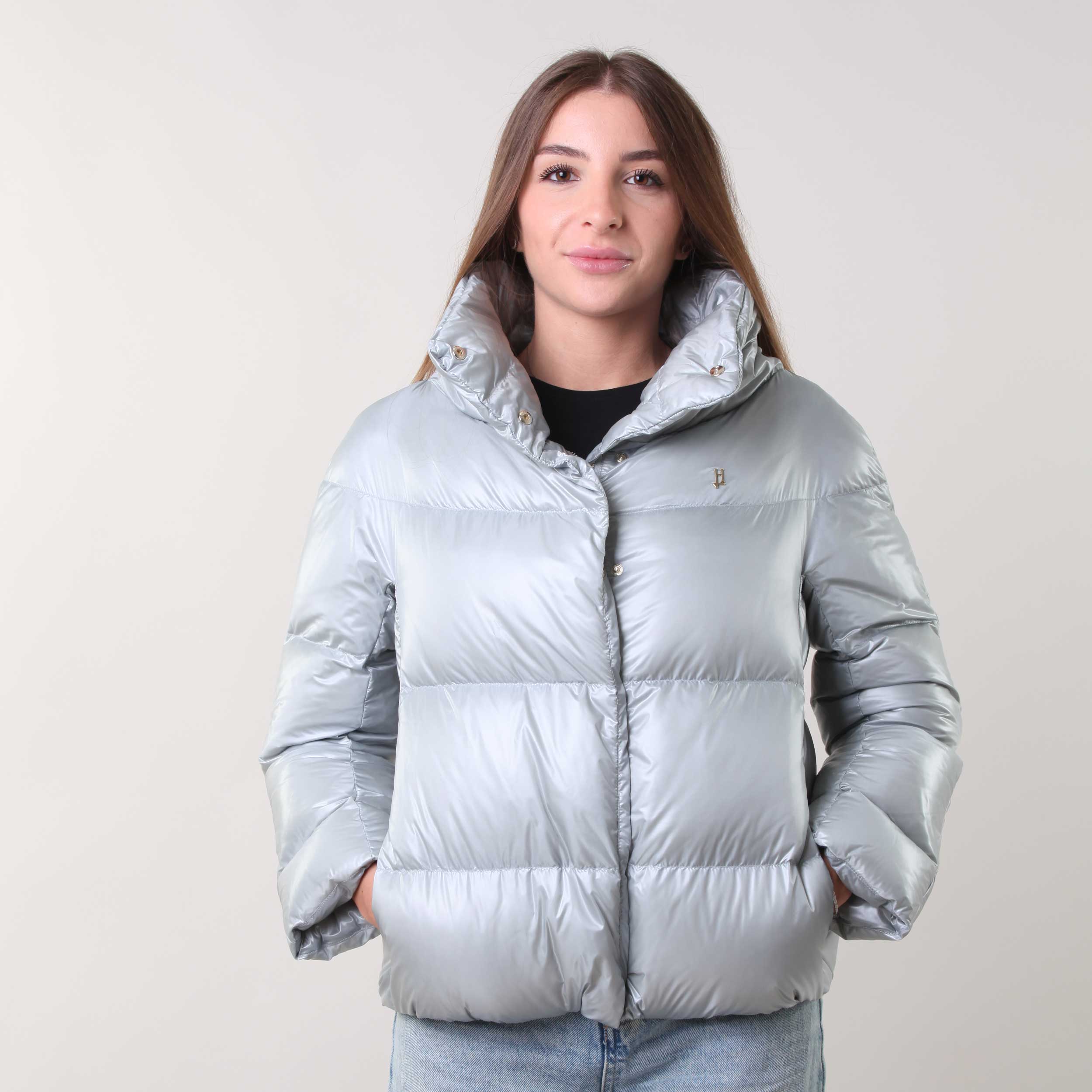Piumino Argento Chiaro Con Tasche Firmato HERNO - annameglio.com abbigliamento moda