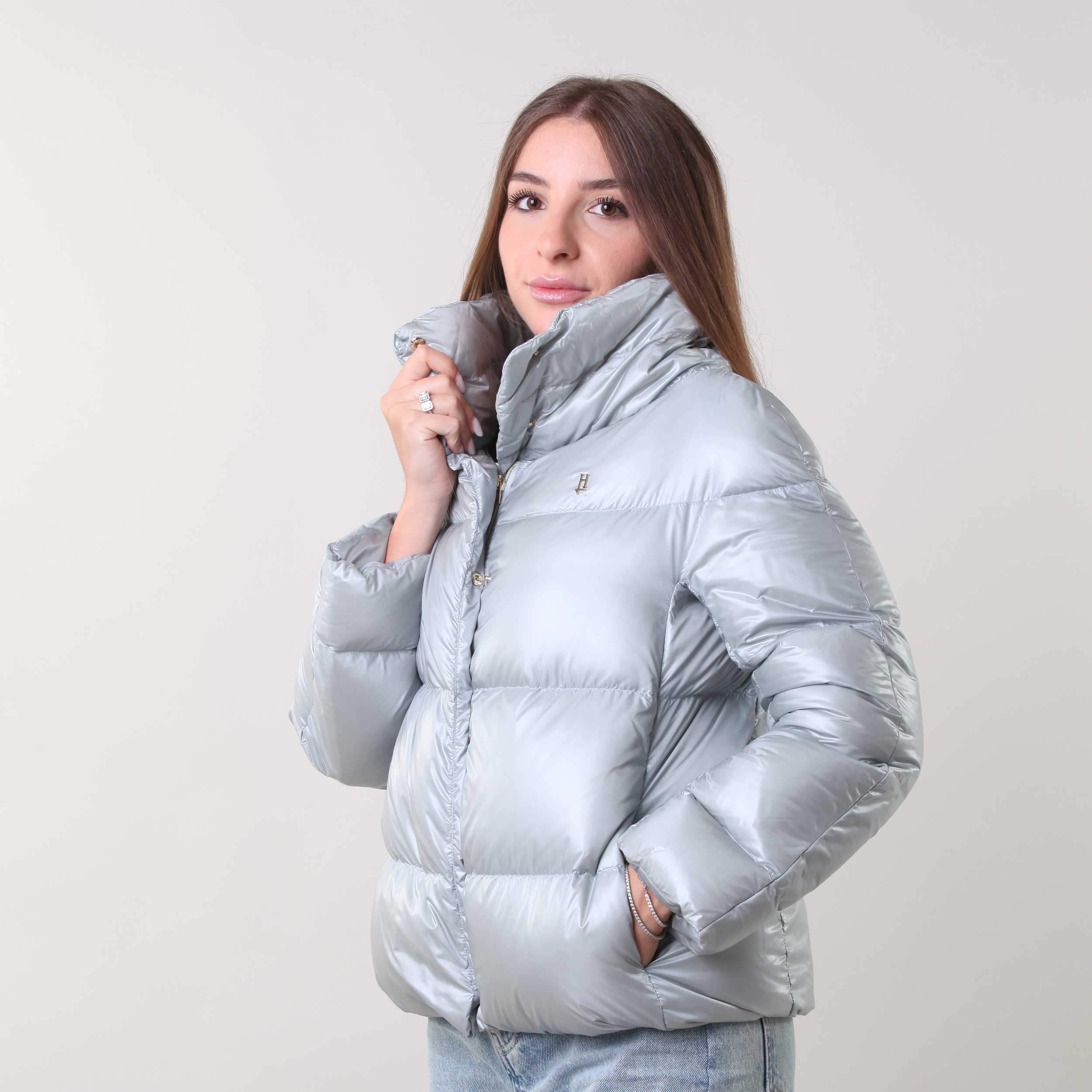Piumino Argento Chiaro Con Tasche Firmato HERNO - annameglio.com abbigliamento moda