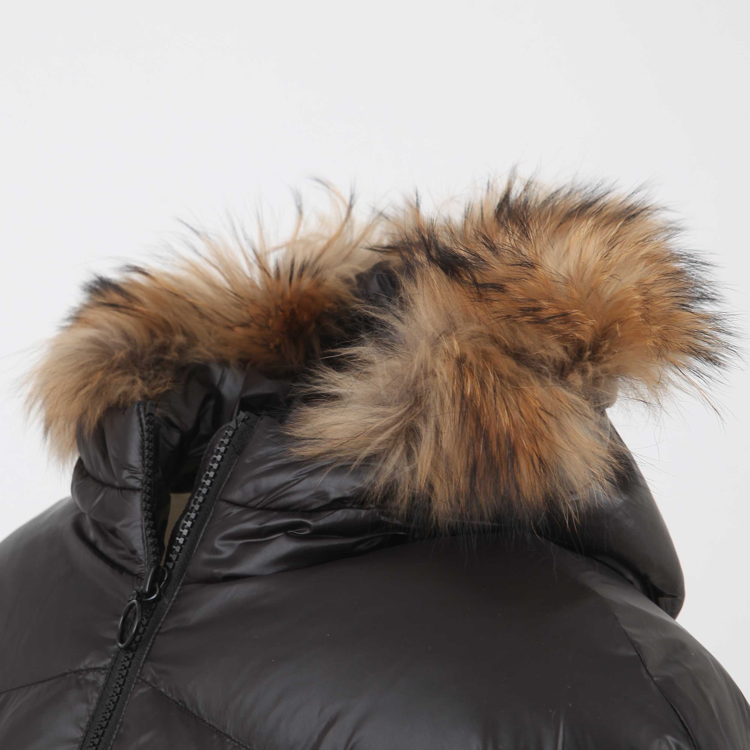 Piumino Nero Con Pelliccia Firmato TOBETOO - annameglio.com abbigliamento moda