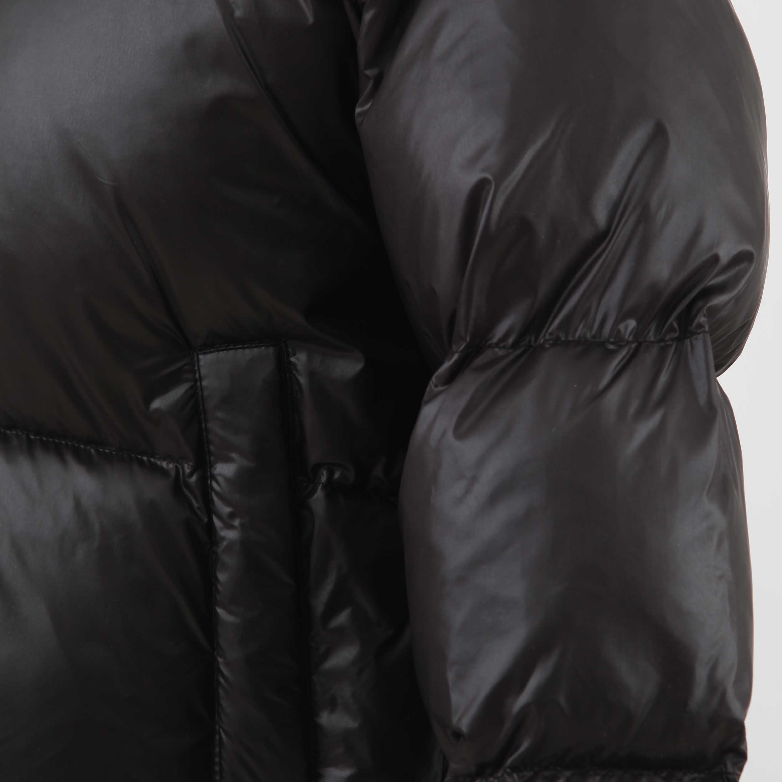 Piumino Nero Con Pelliccia Firmato TOBETOO - annameglio.com abbigliamento moda