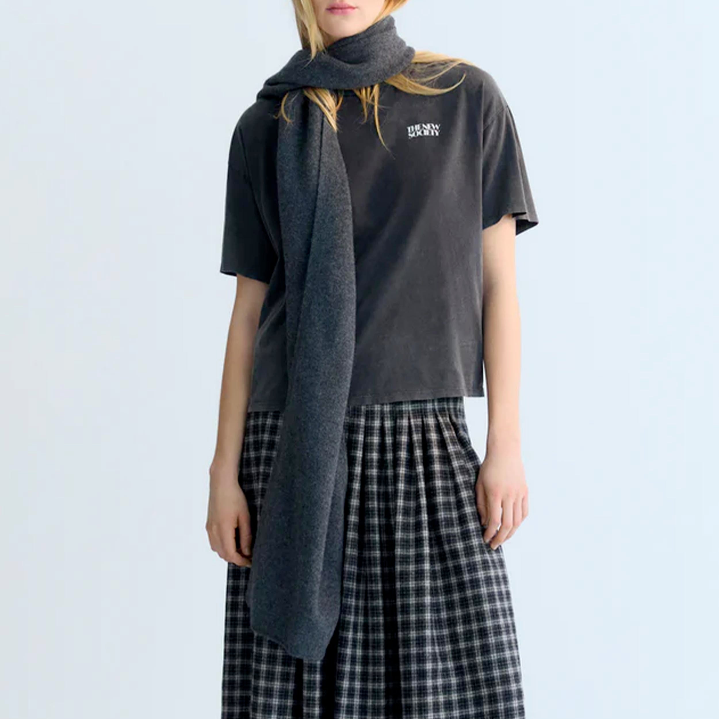 Sciarpa Grigia Agatha Firmata THE NEW SOCIETY - annameglio.com abbigliamento moda