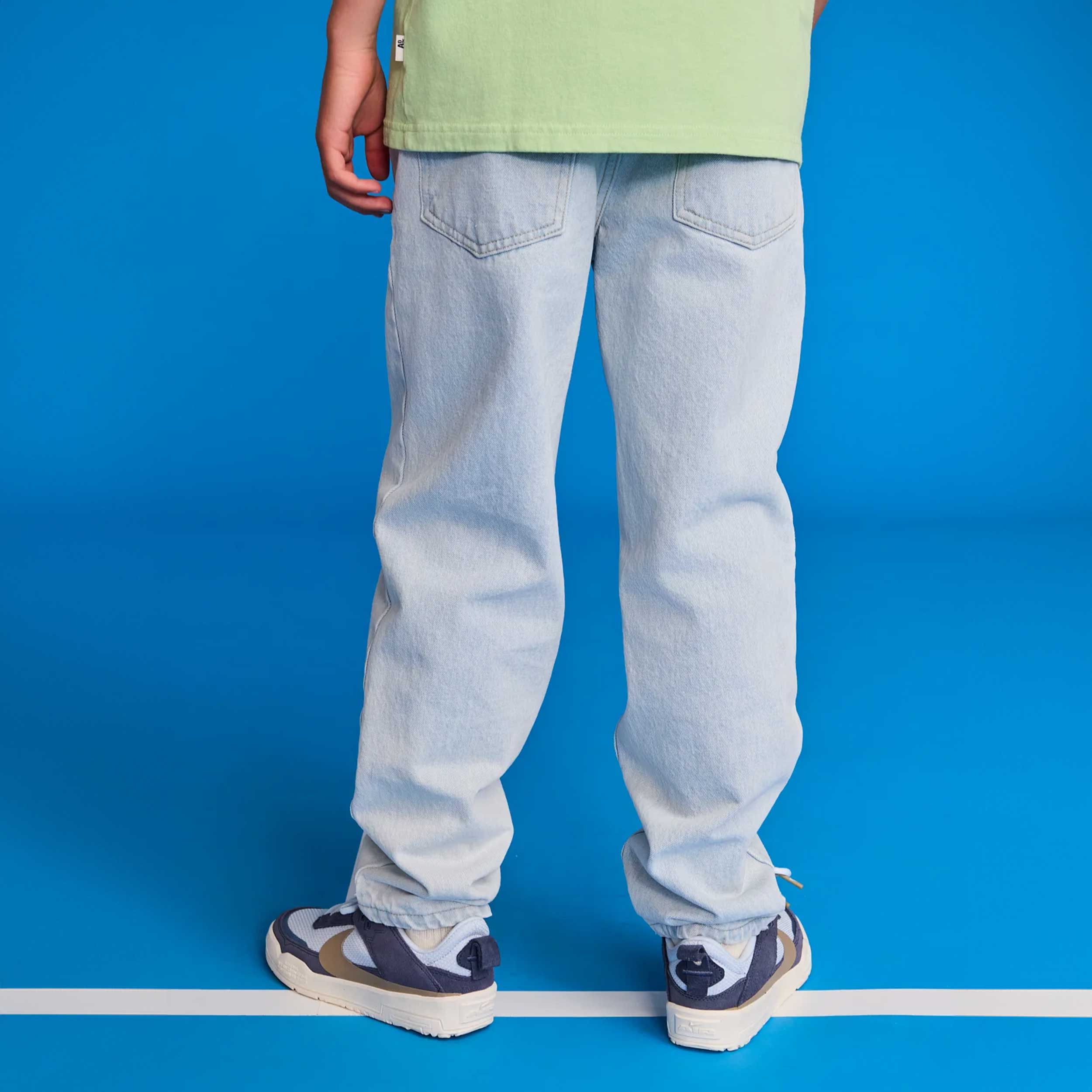 Jeans Slavato Chiaro Firmato AMERICAN OUTFITTERS