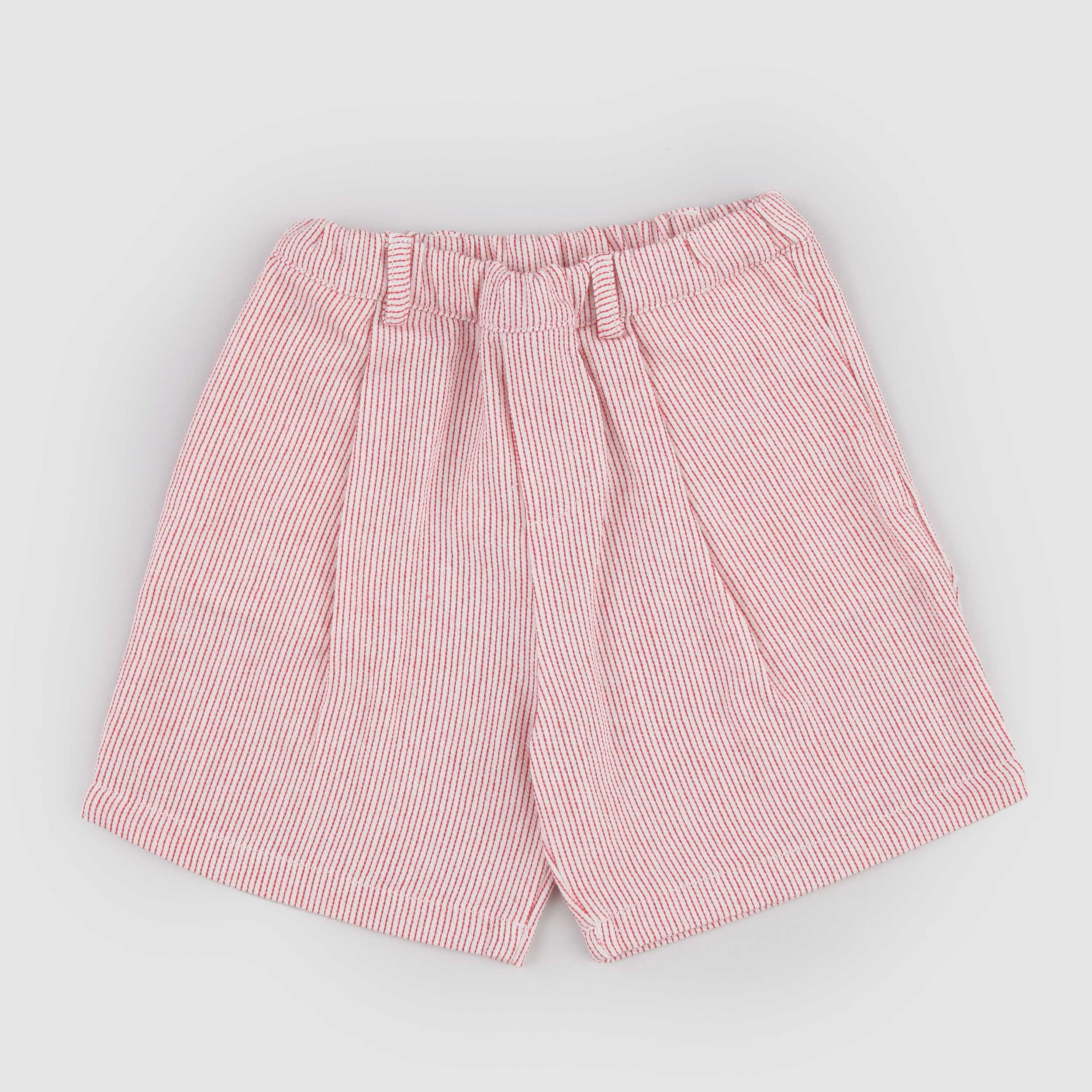 BABE AND TESS White and Red Bermuda Shorts