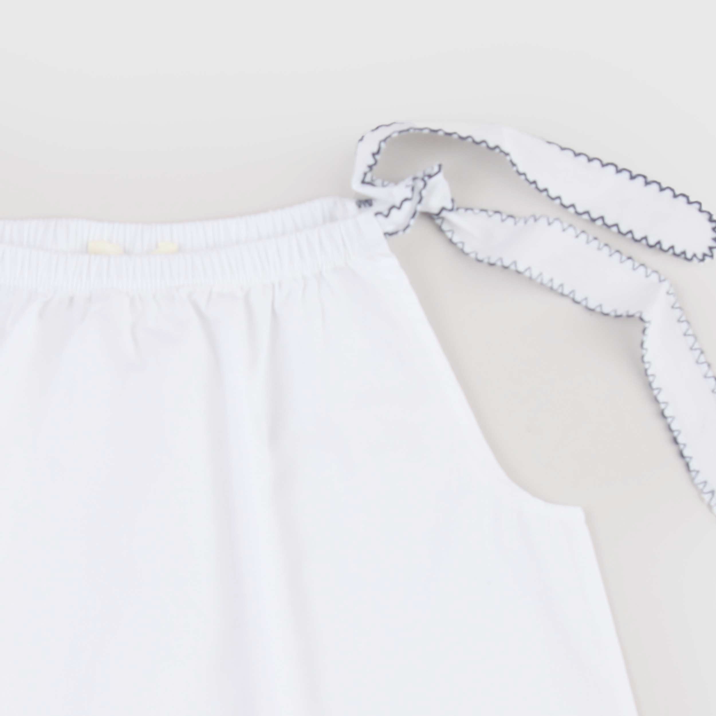 Canotta Bianca Smanicata Firmata BABE AND TESS