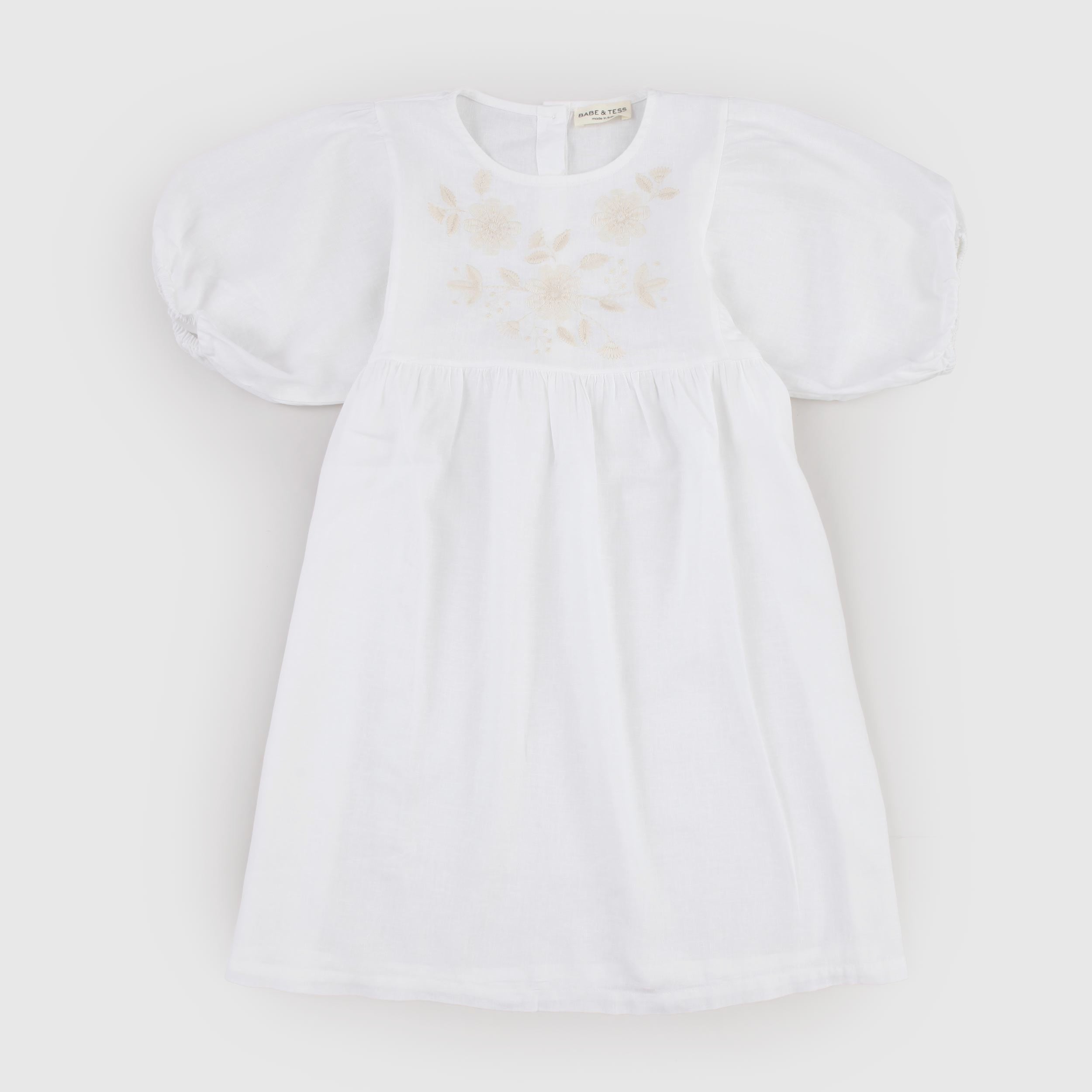 Abito Bianco con Ricamo Floreale Firmato BABE AND TESS