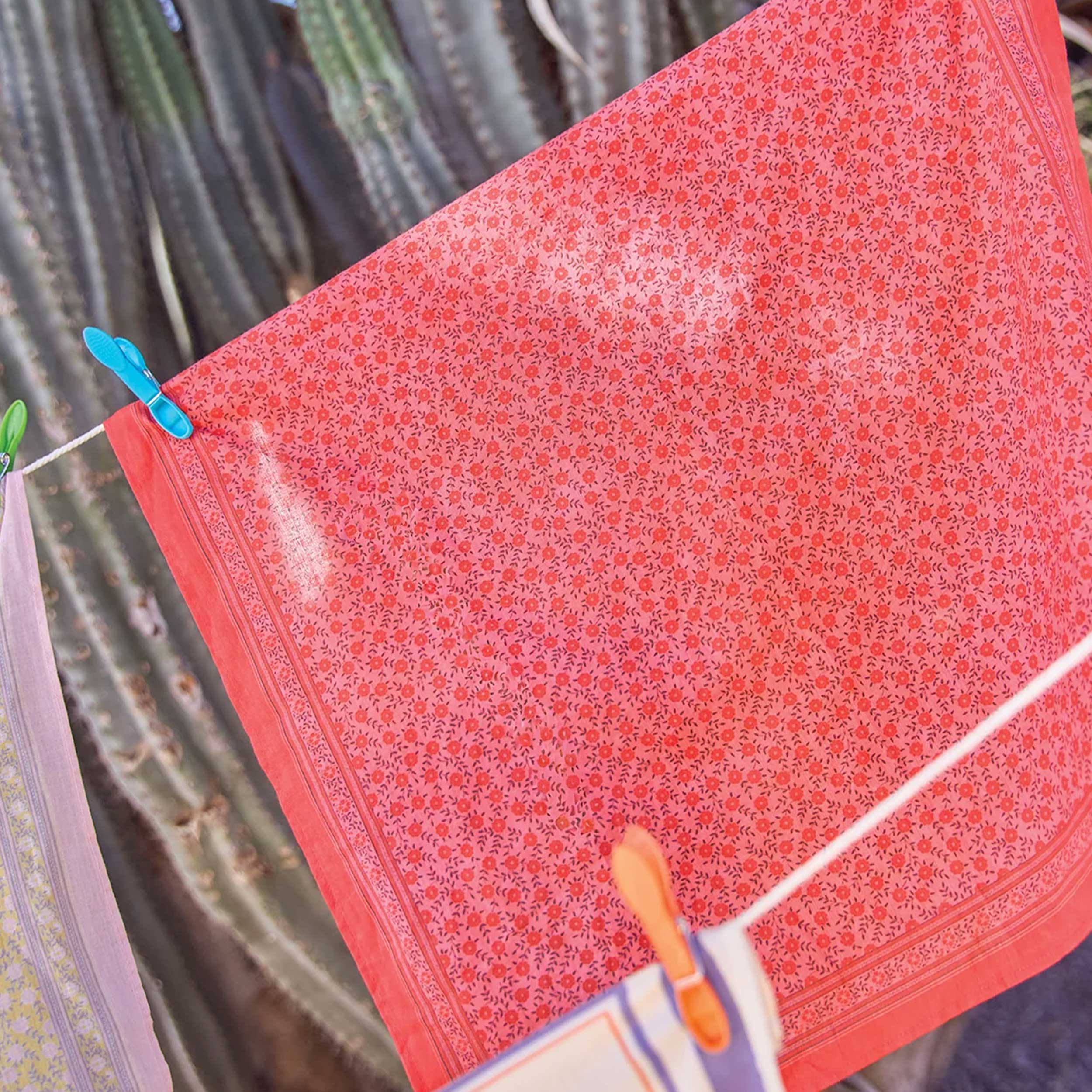 Sciarpa Foulfleur Rosso con Ricami Firmata BONTON