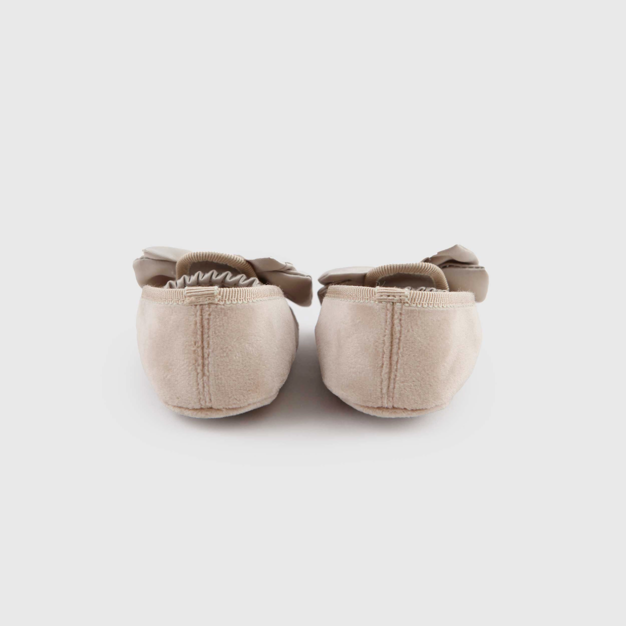 Beige Velvet Dancer for Newborn by CAMELI