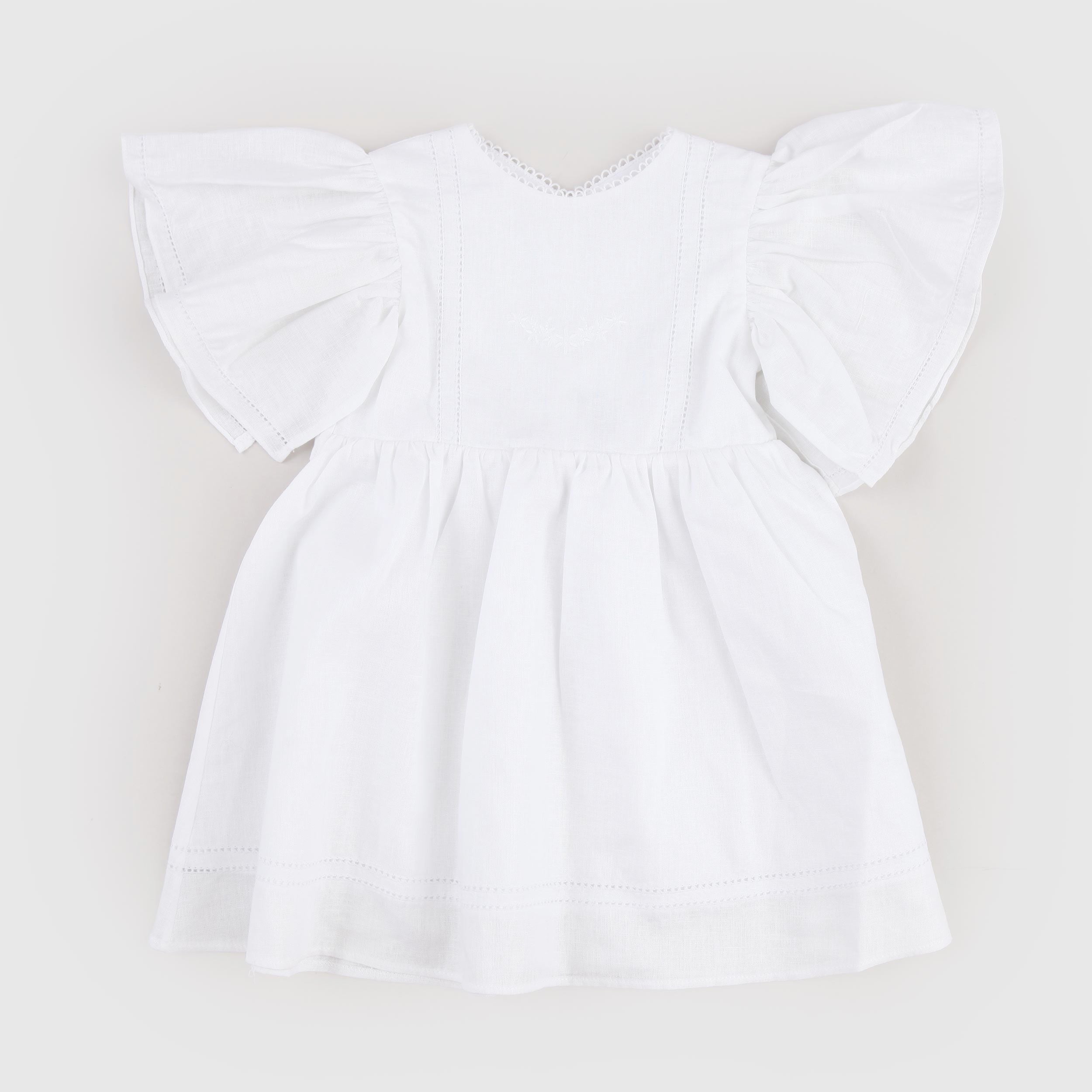 Abito Bianco Rifinito con Ricamo Firmato COCCODE