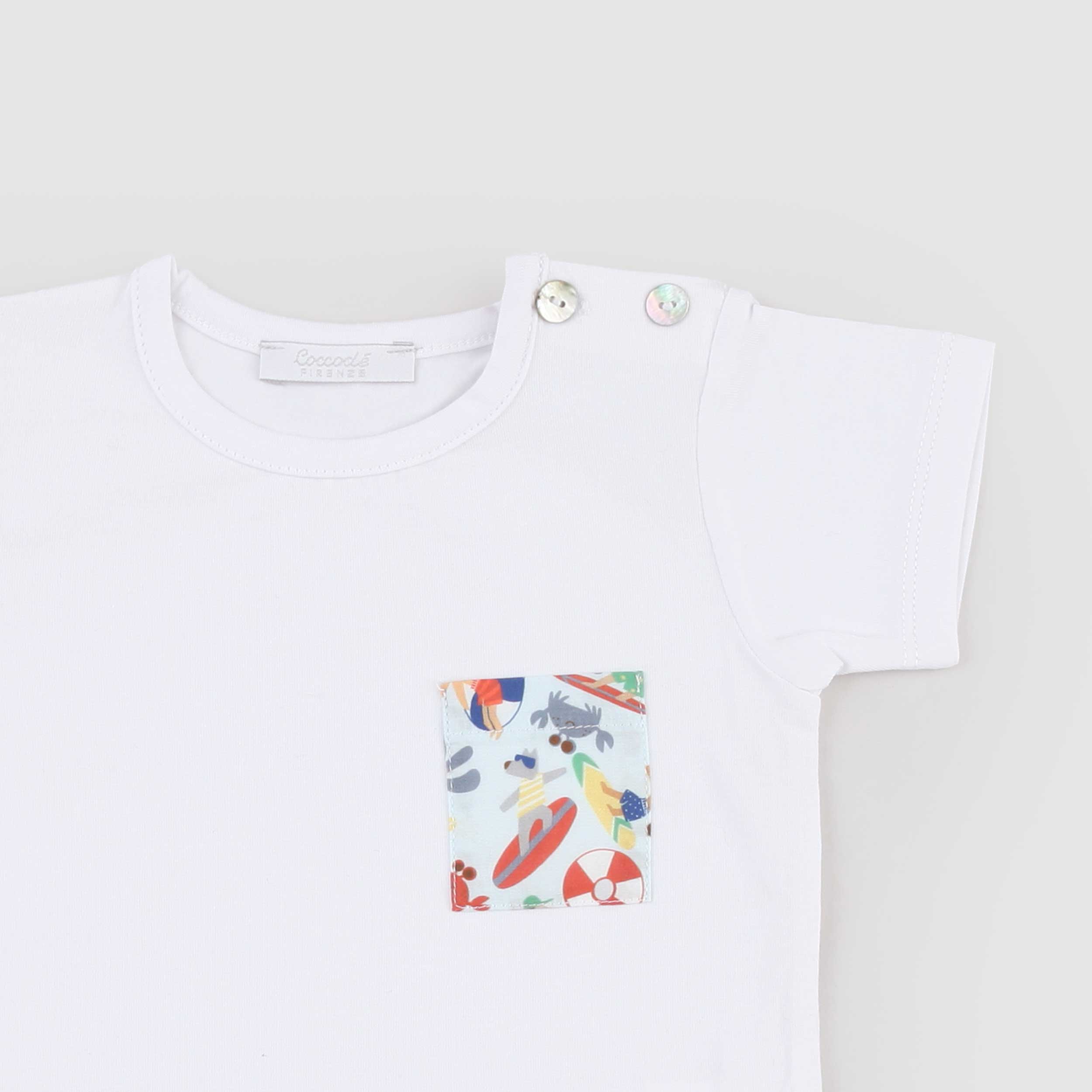 T-shirt Bianca con Bottoni in Madreperla Firmata COCCODE