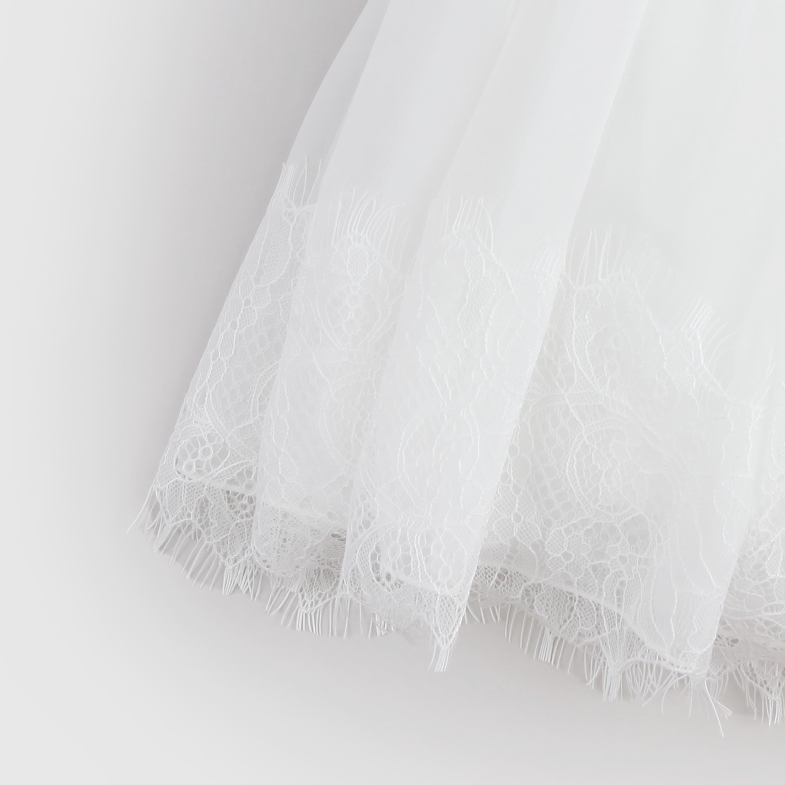 Abito Bianco con Fiocco in Raso By COLORICHIARI