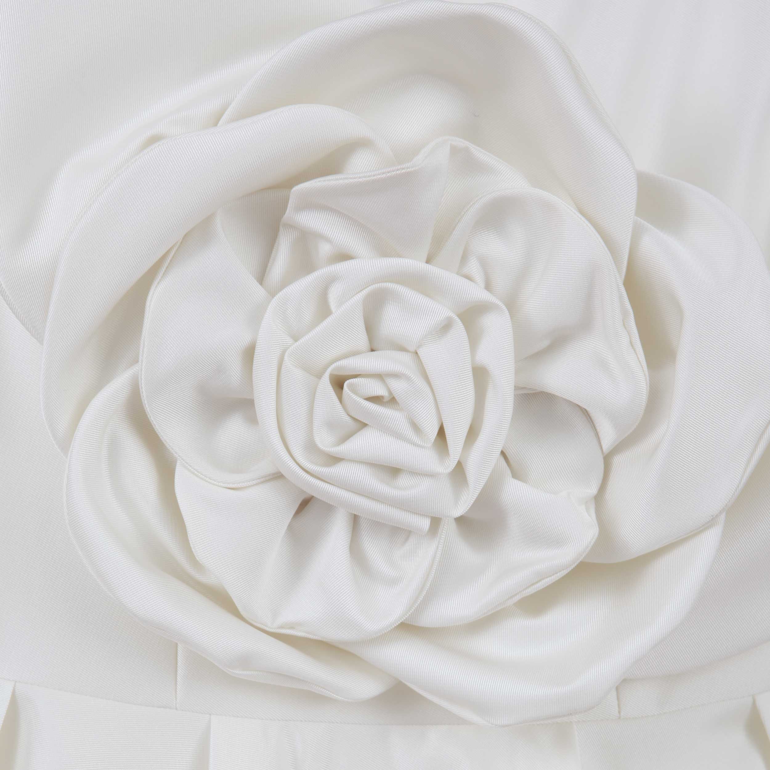 White Formal Dress with Flower by COLORICHIARI