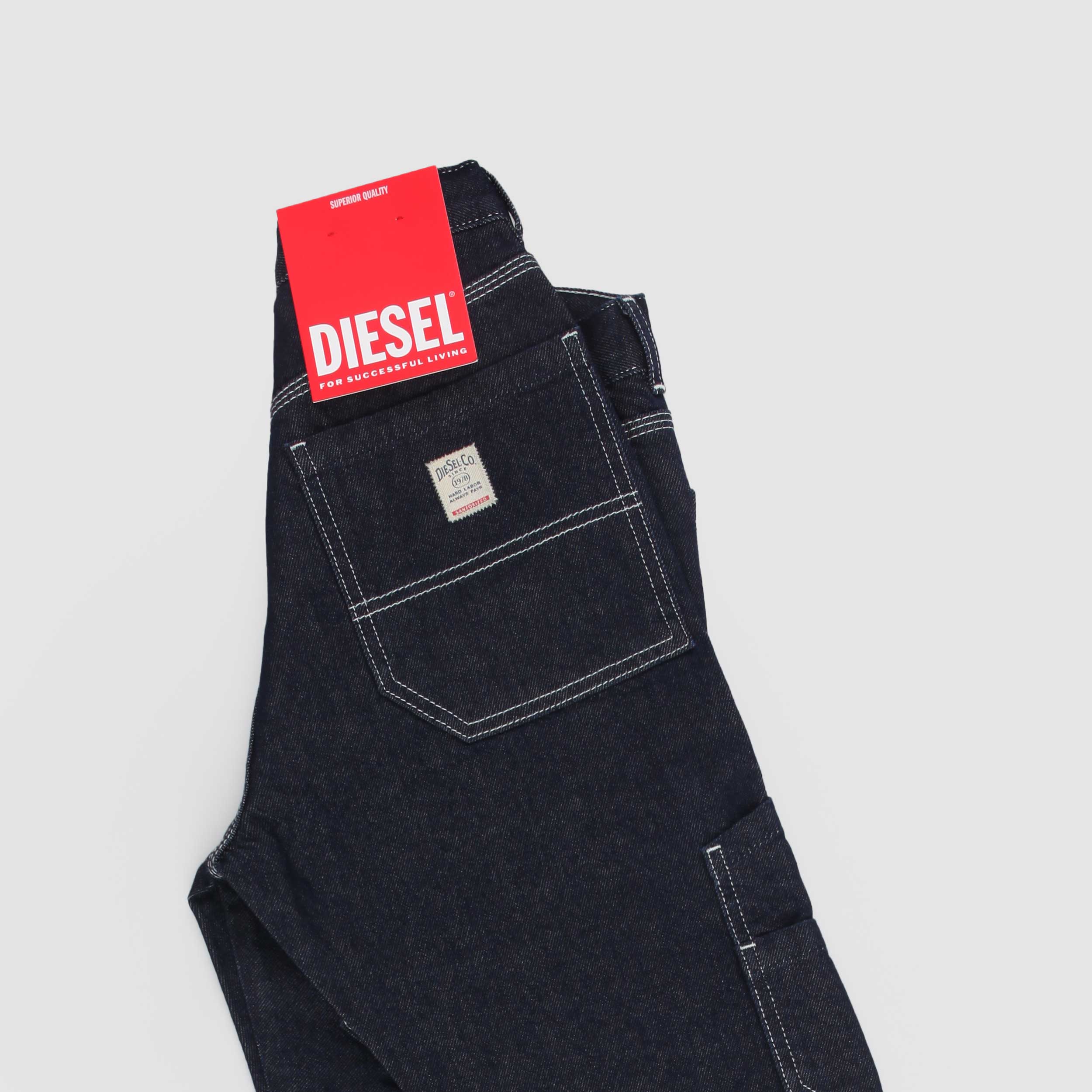 Jeans Blu Con Impunture Bianche Firmato DIESEL