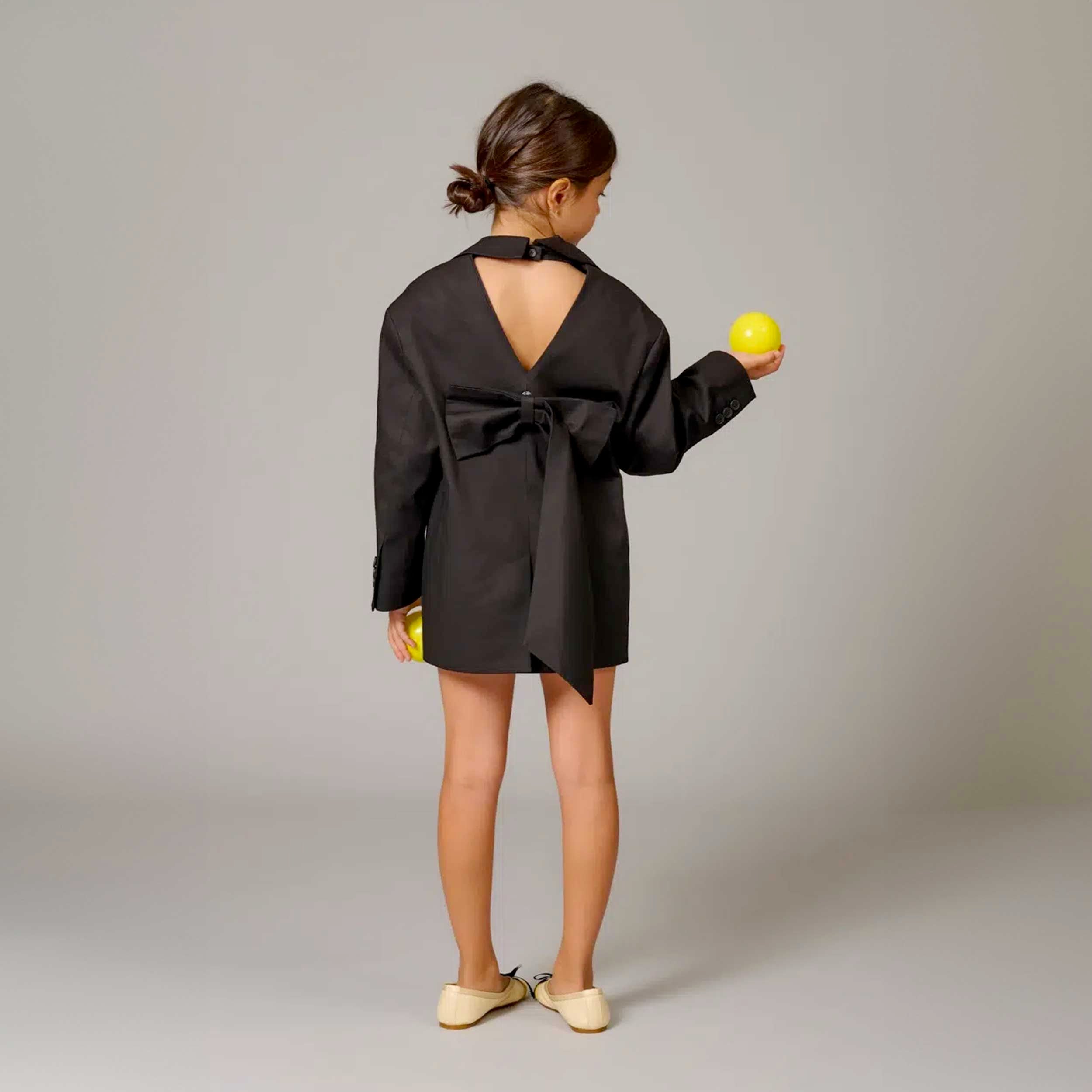 Giacca Nera a 3 Bottoni Firmata DOUUOD