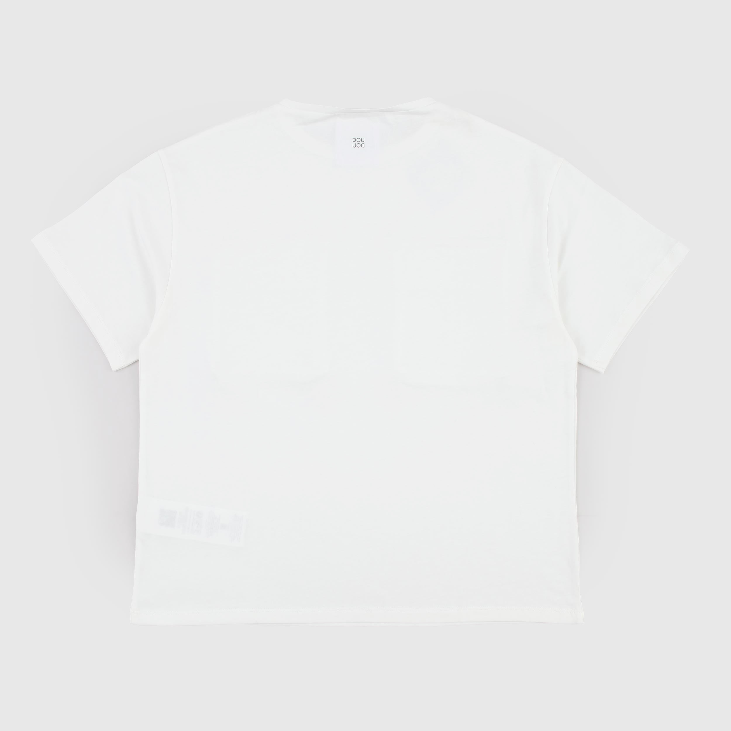 T-shirt Crema Modello Scatoletta Firmata DOUUOD