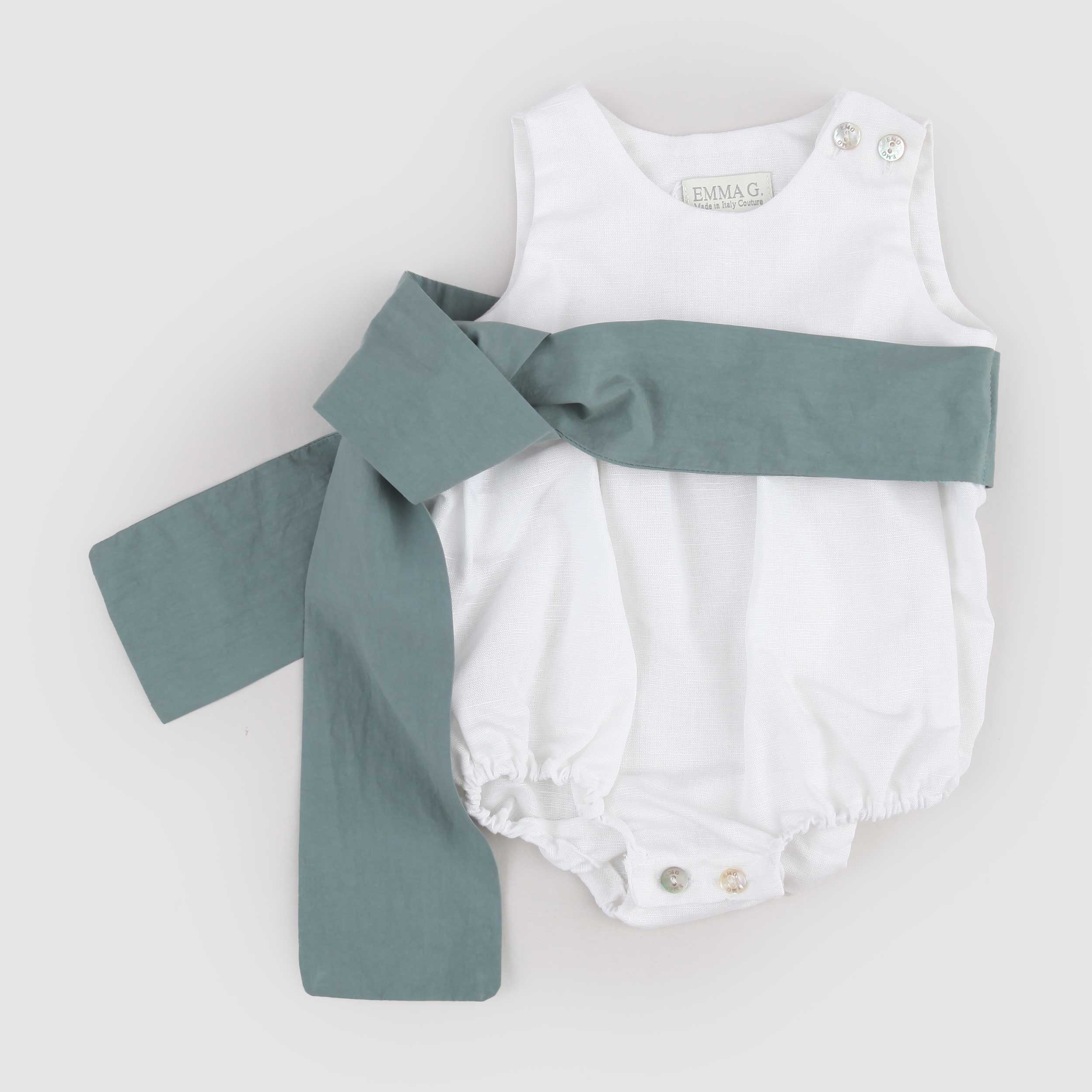 Pagliaccetto Bianco con Apertura a Bottoni Firmato EMMA G STYLE